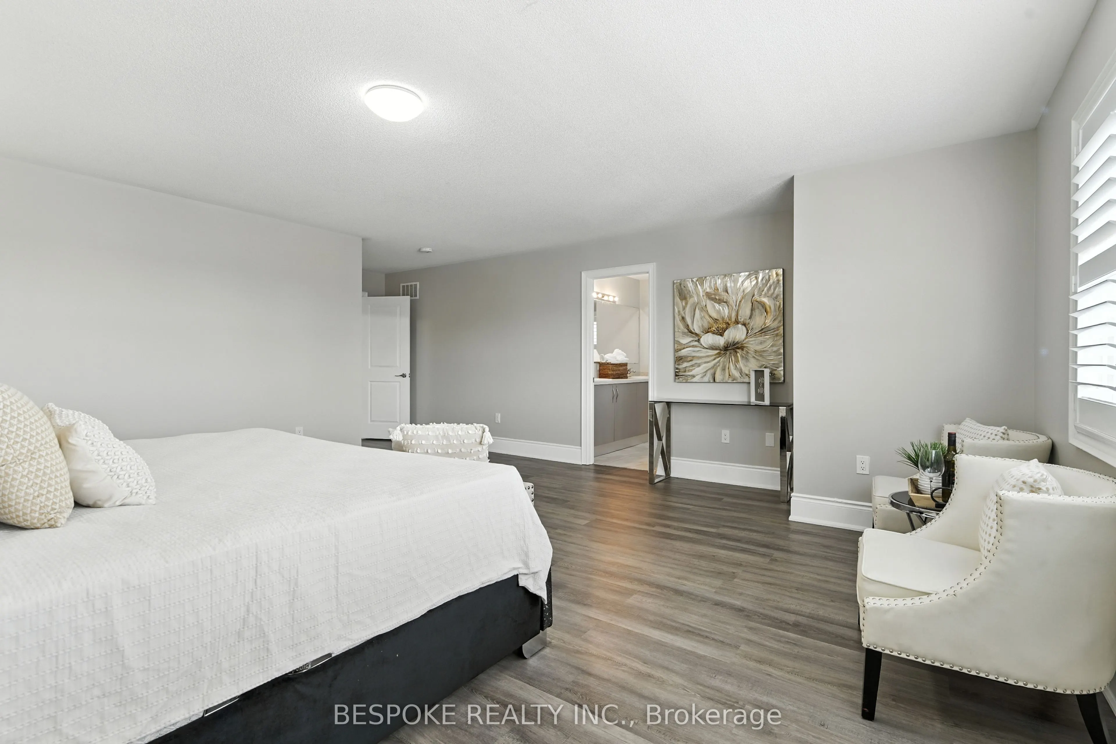 125 Lyle Drive, #Main & 2nd Floor