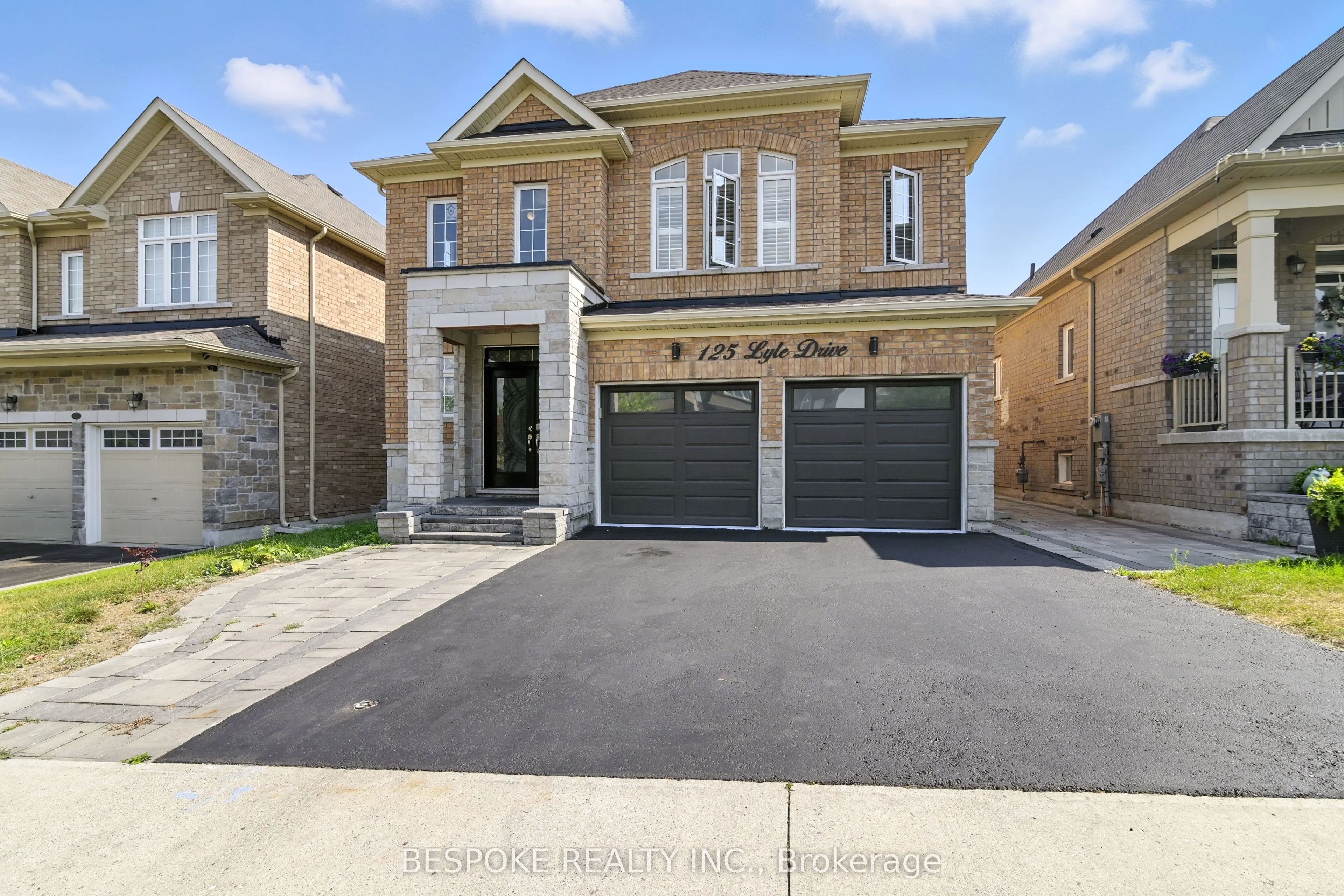 125 Lyle Drive, #Main & 2nd Floor