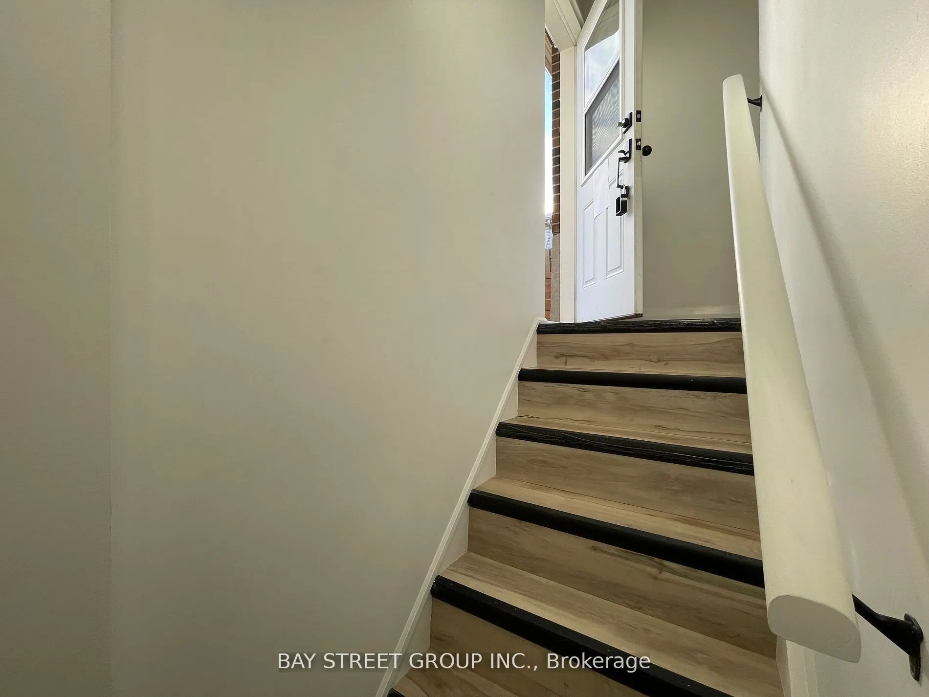 119 Claymore Crescent, #2