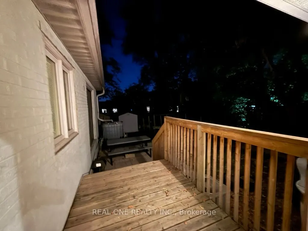 3831 Finch Avenue E, #UPPER