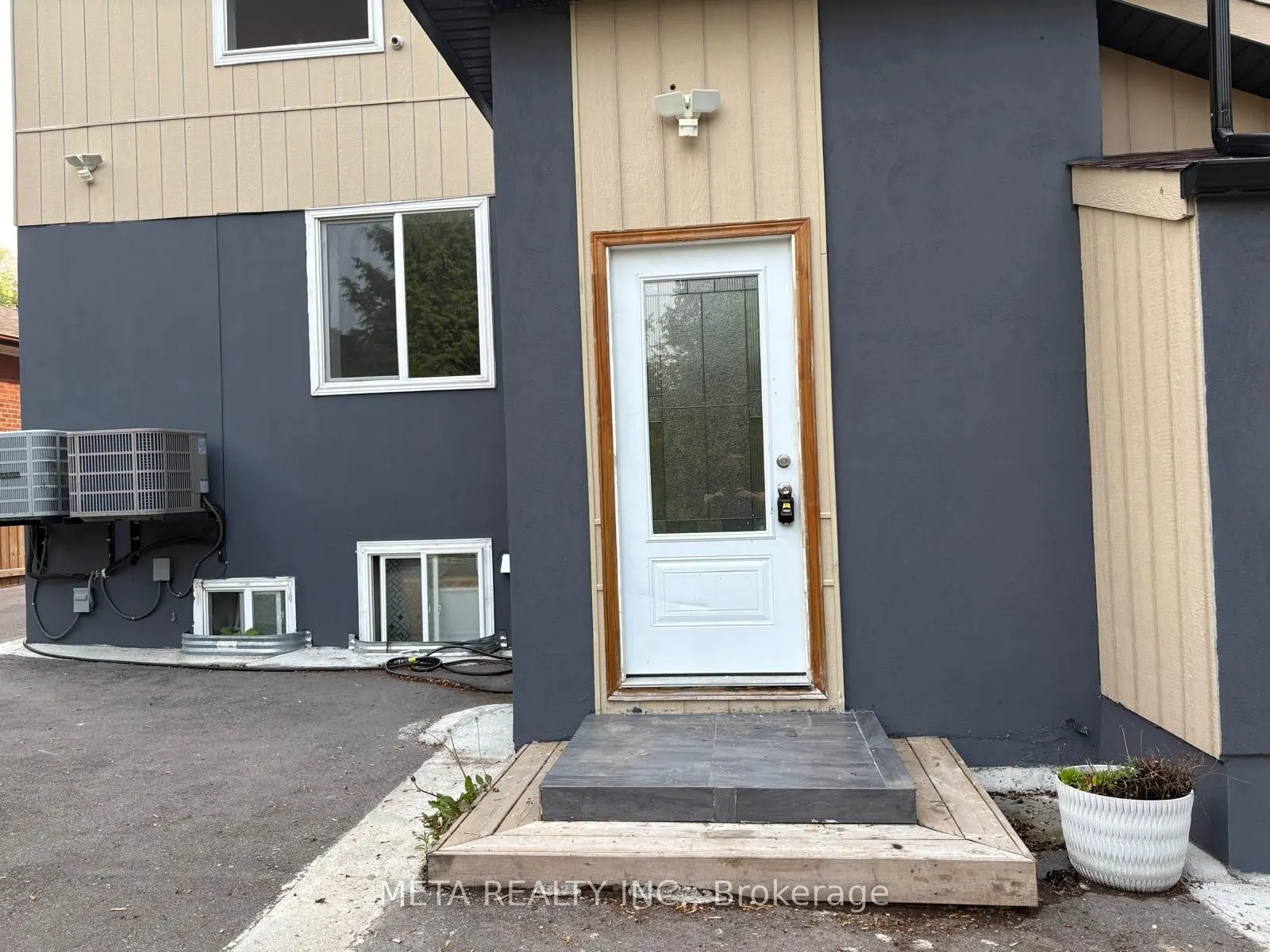 35 Duncombe Boulevard, #Unit 2
