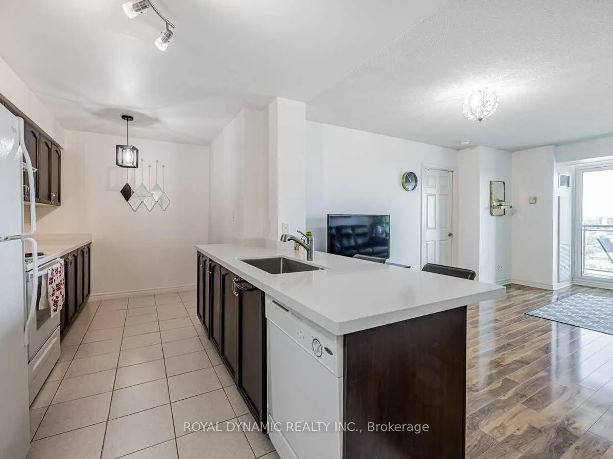 88 Grangeway Avenue, #2007