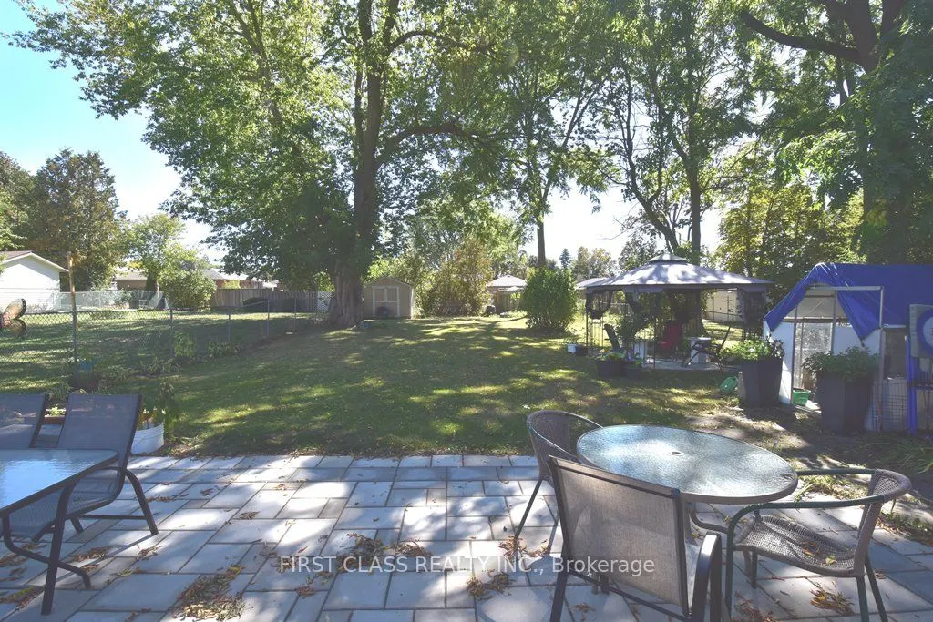 711 Dunlop Street W, #Basement
