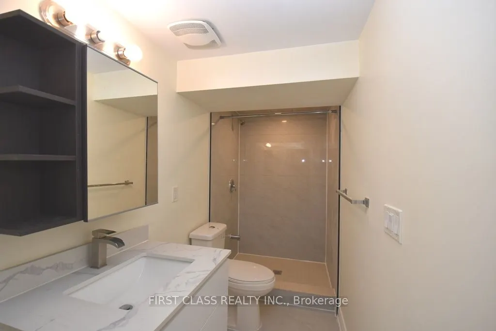 711 Dunlop Street W, #Basement
