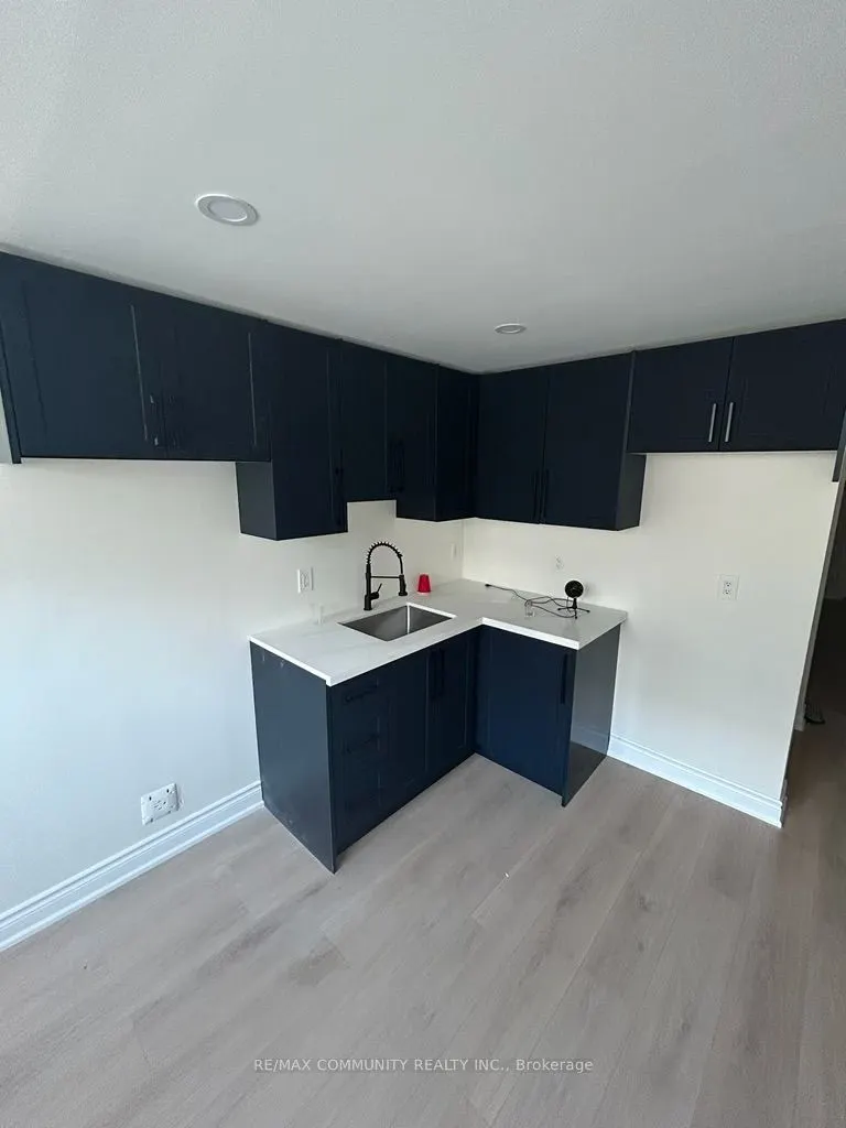 31 Keith-Wright Crescent