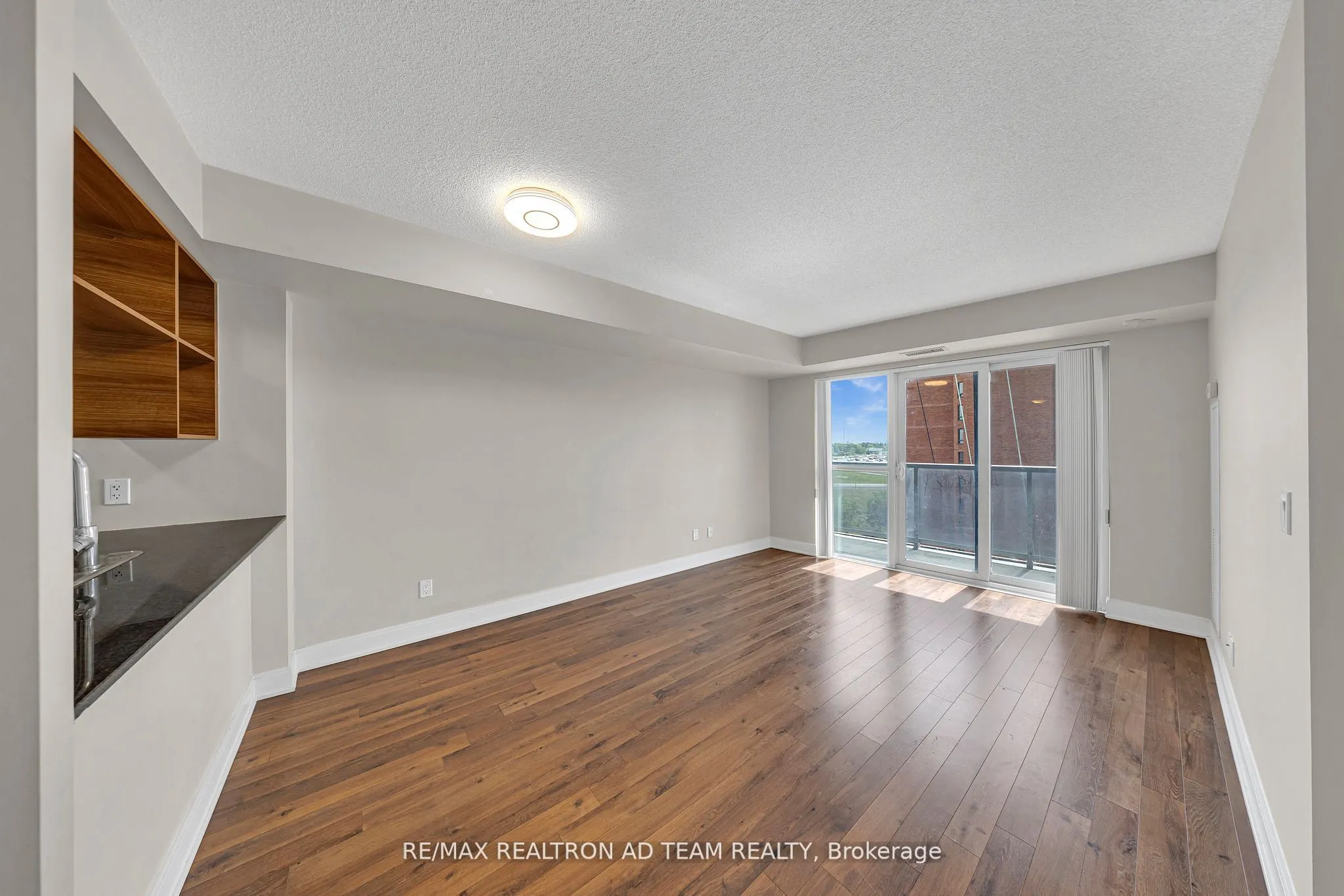 125 Village Green Square, #706