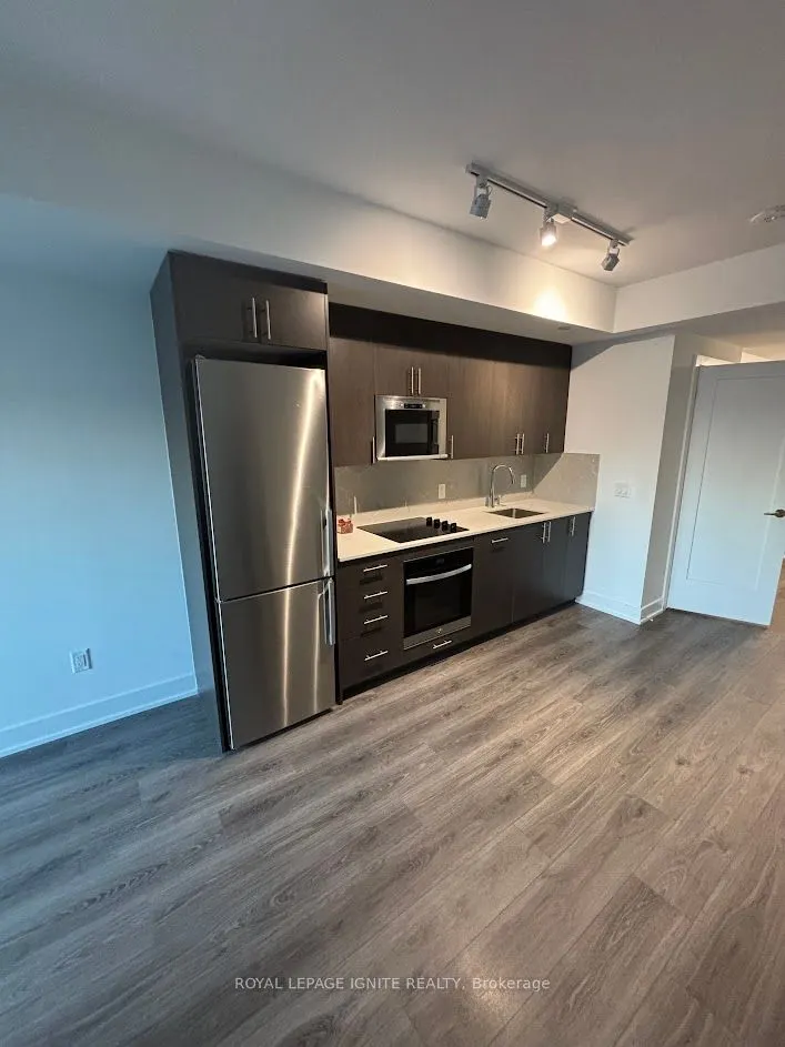2545 Simcoe Street N, #512