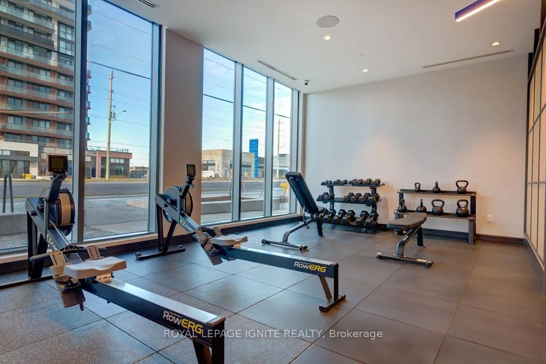 2545 Simcoe Street N, #512