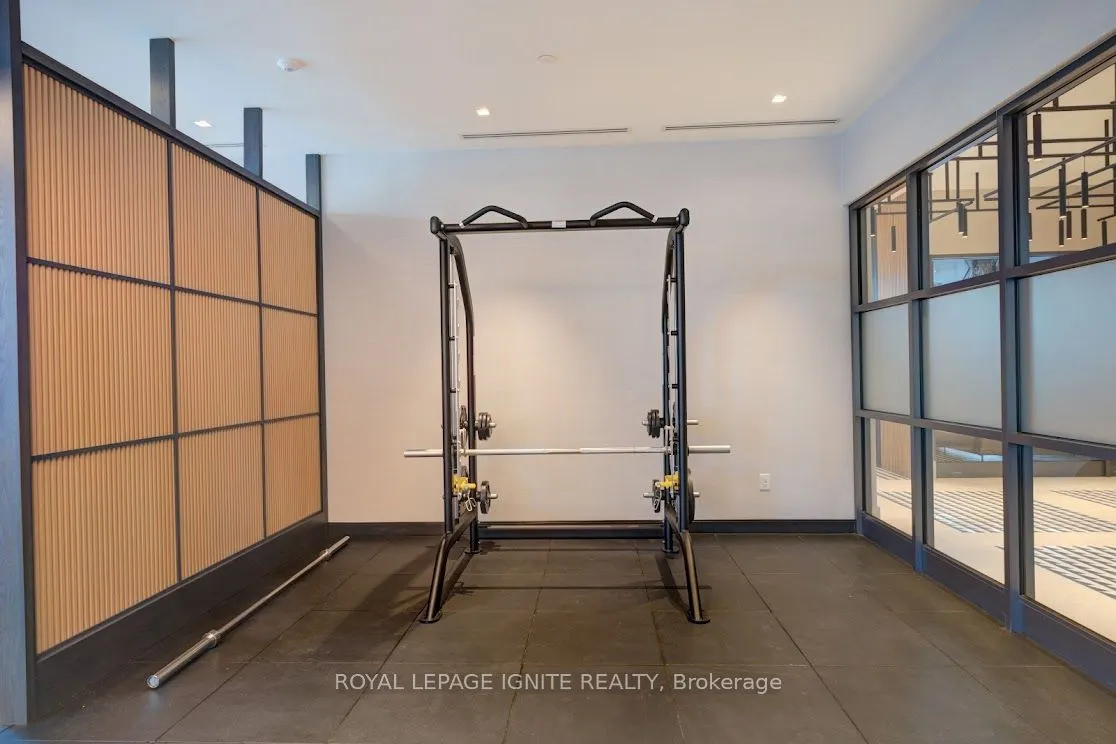 2545 Simcoe Street N, #512