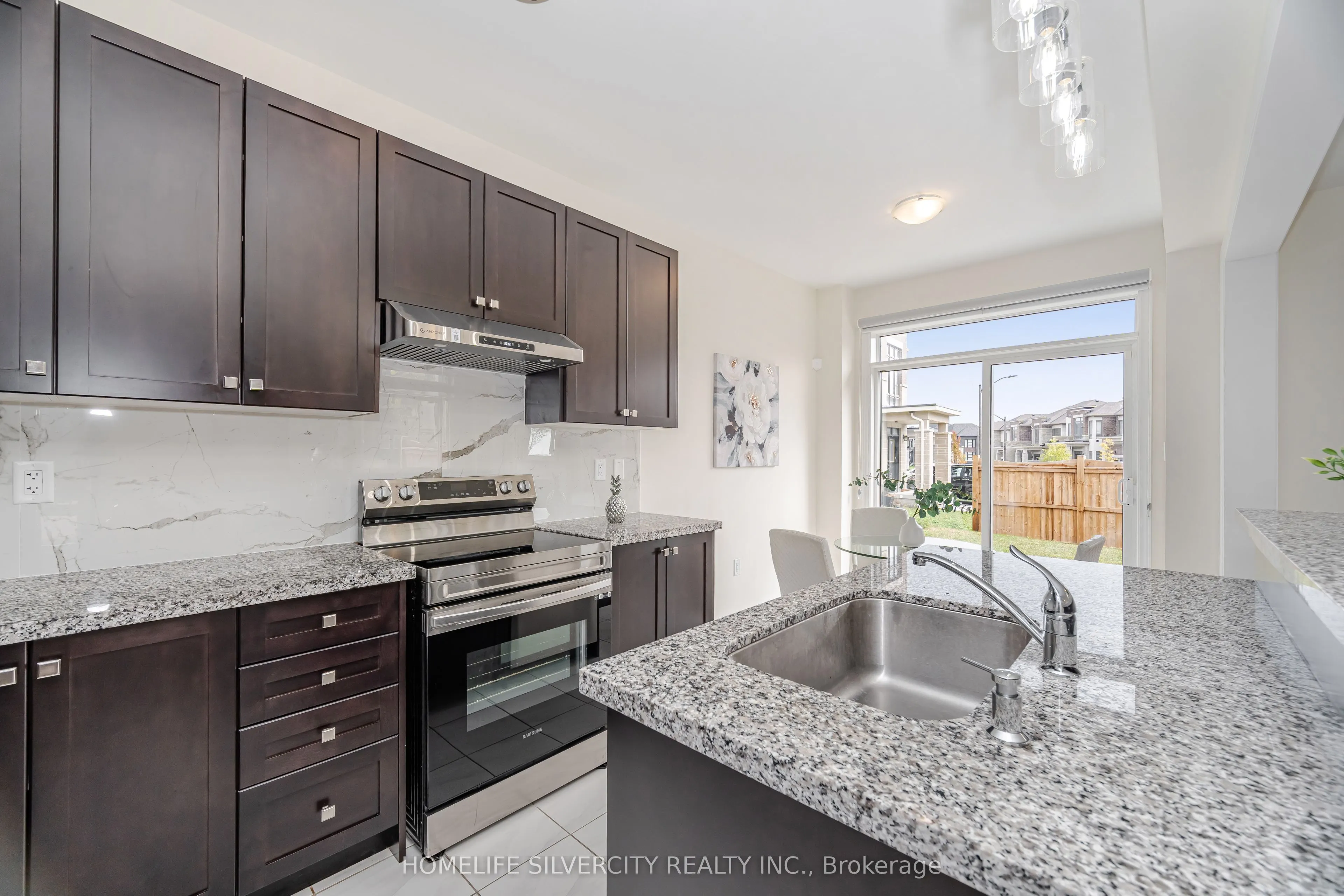 1 Armilia Place