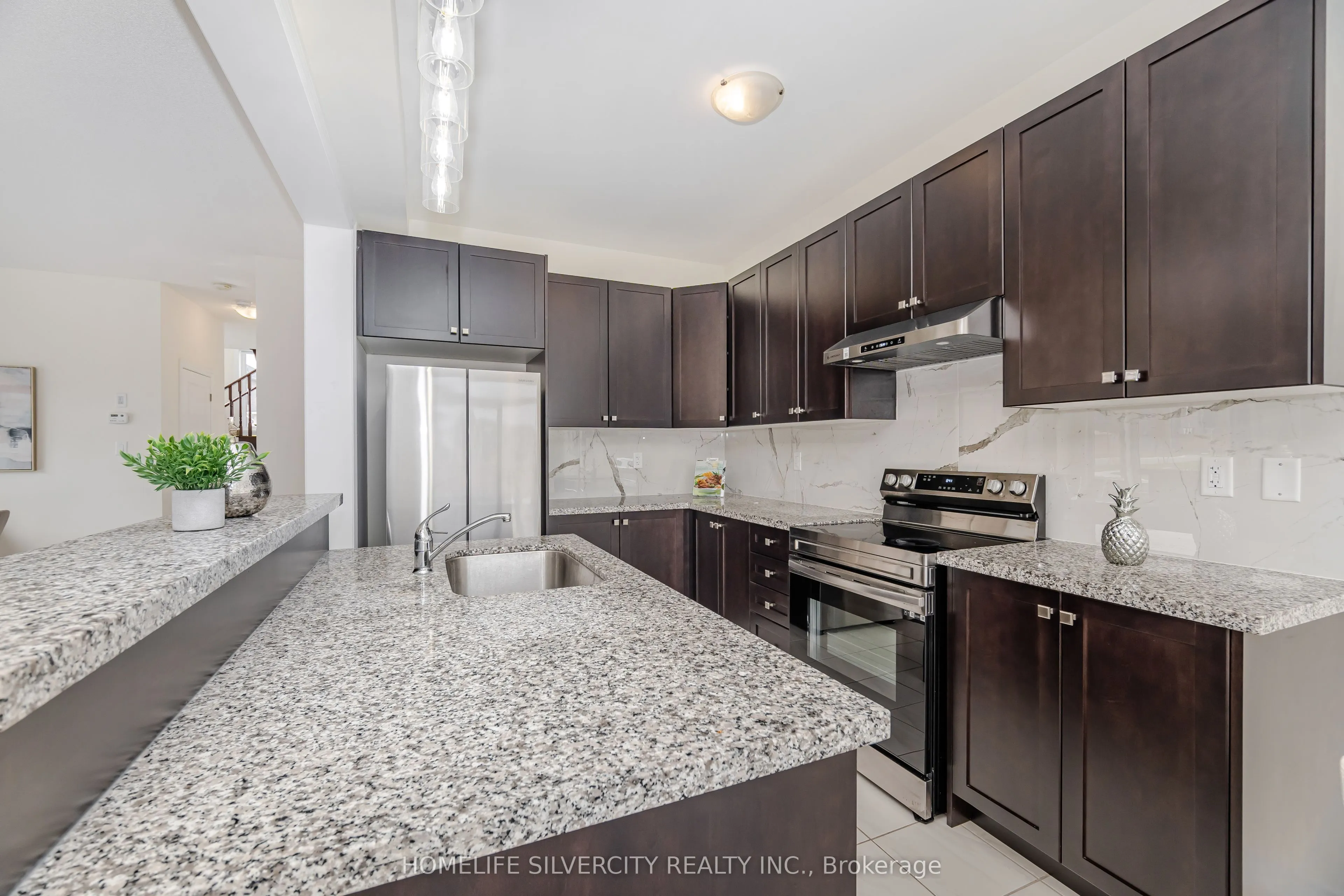 1 Armilia Place