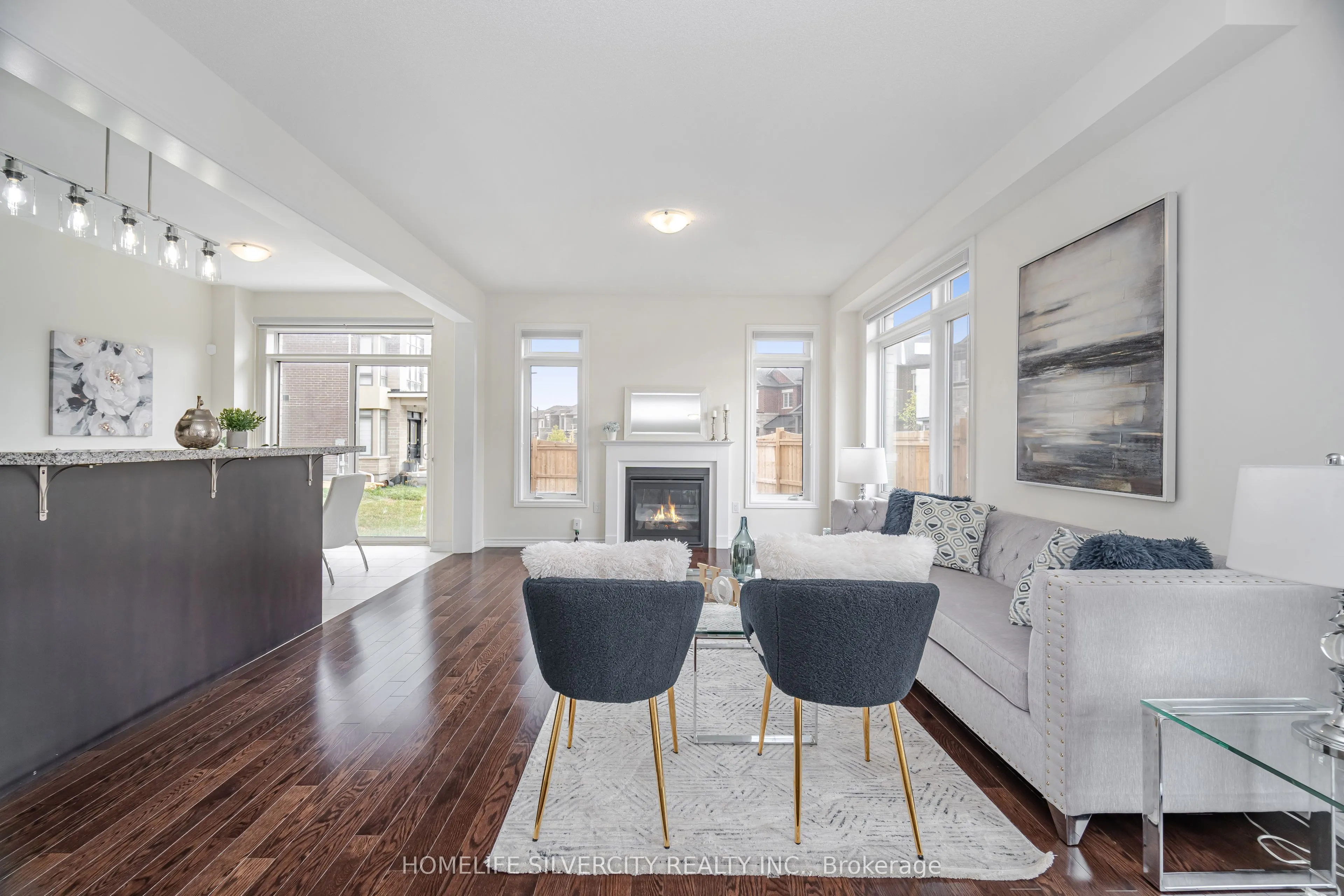 1 Armilia Place