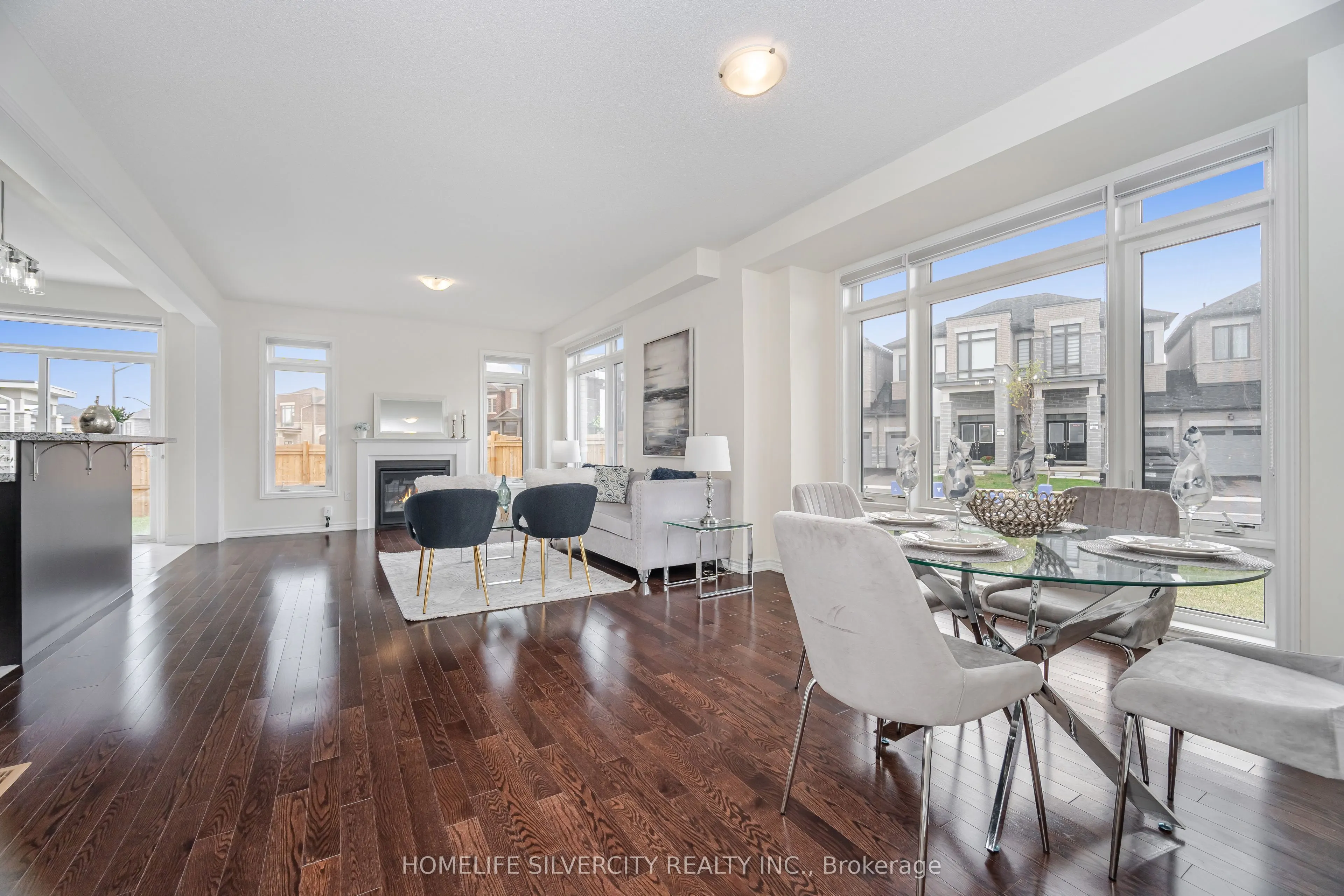 1 Armilia Place