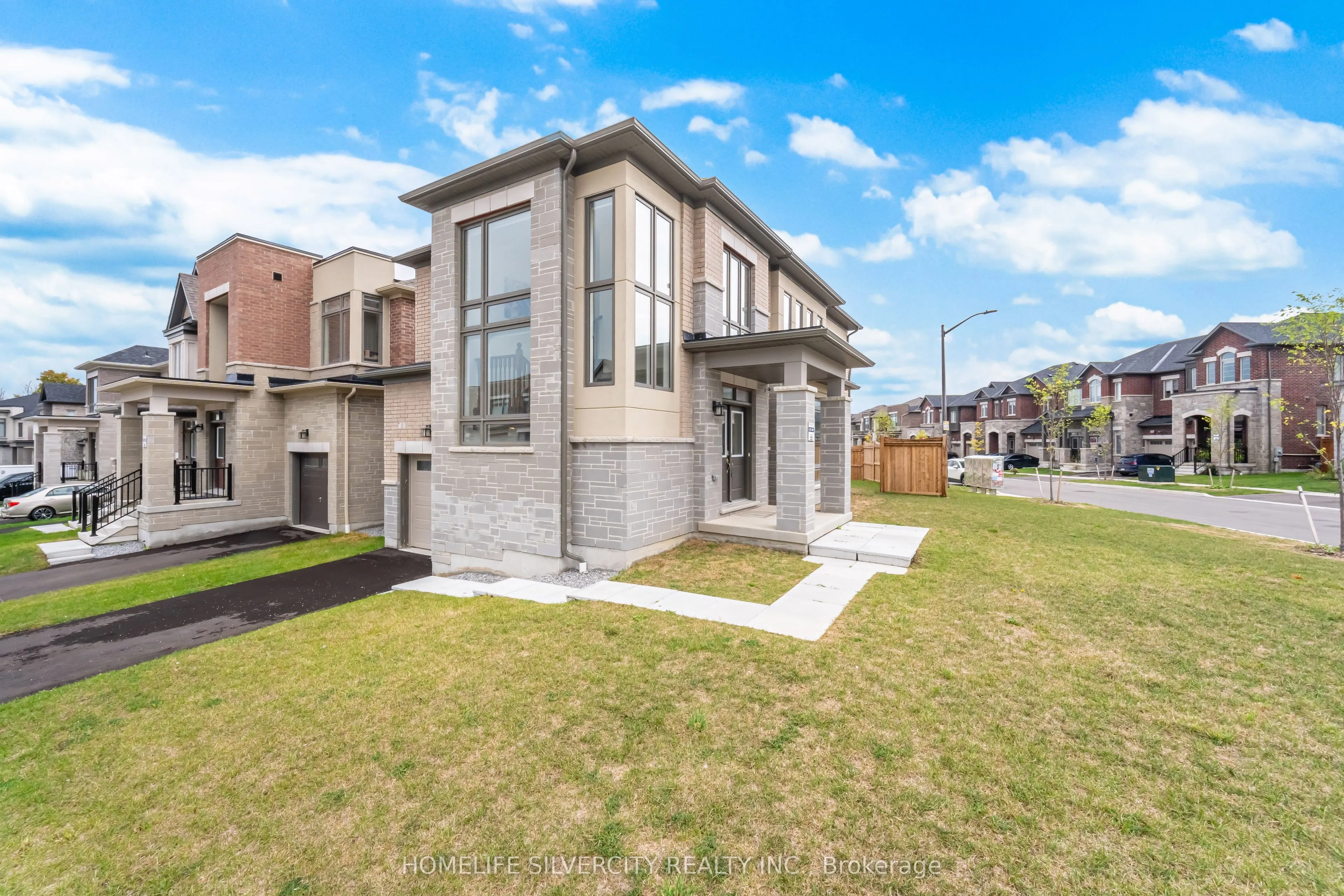 1 Armilia Place