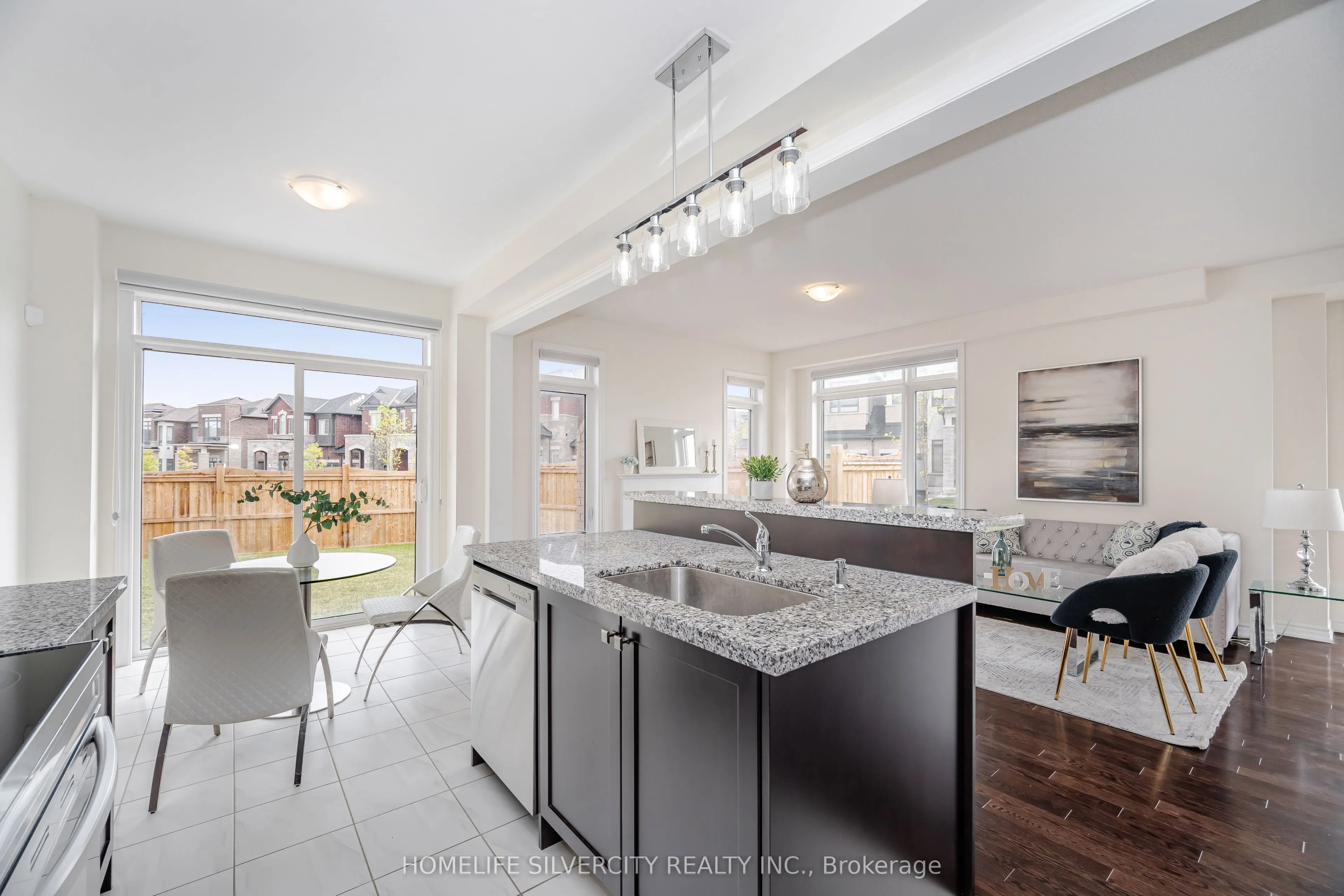 1 Armilia Place