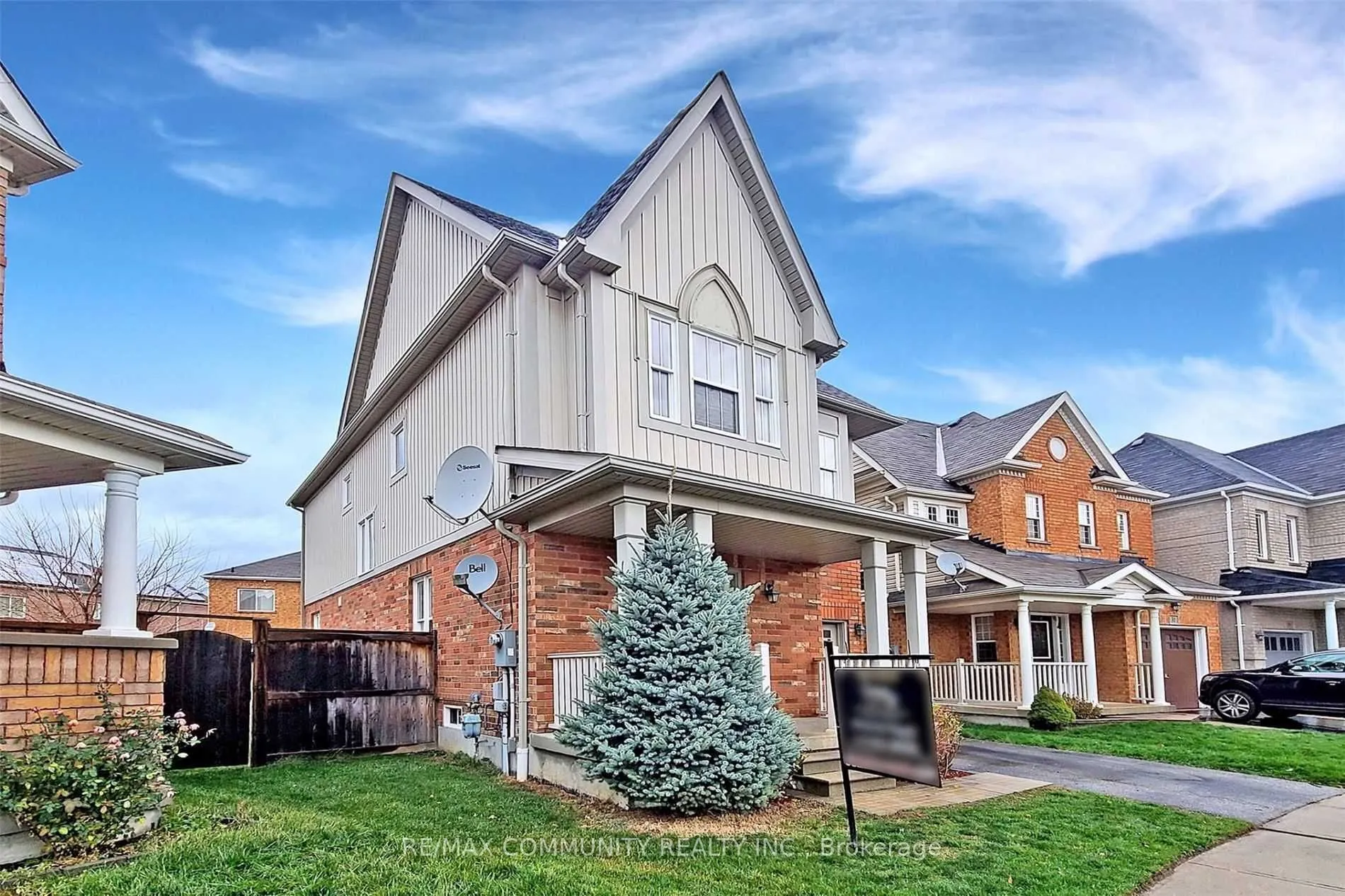 33 Decourcy-Ireland Circle