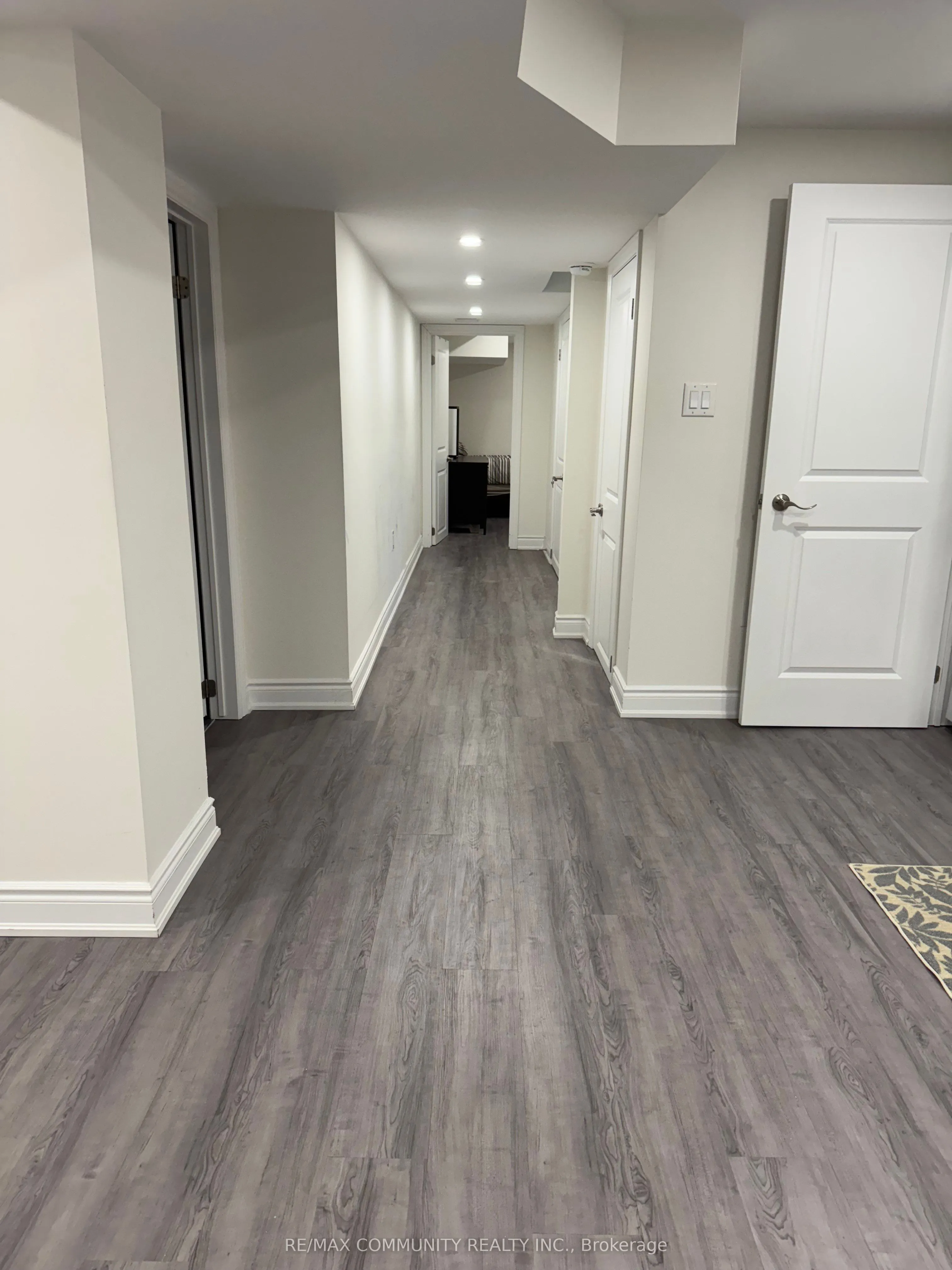 33 Decourcy-Ireland Circle