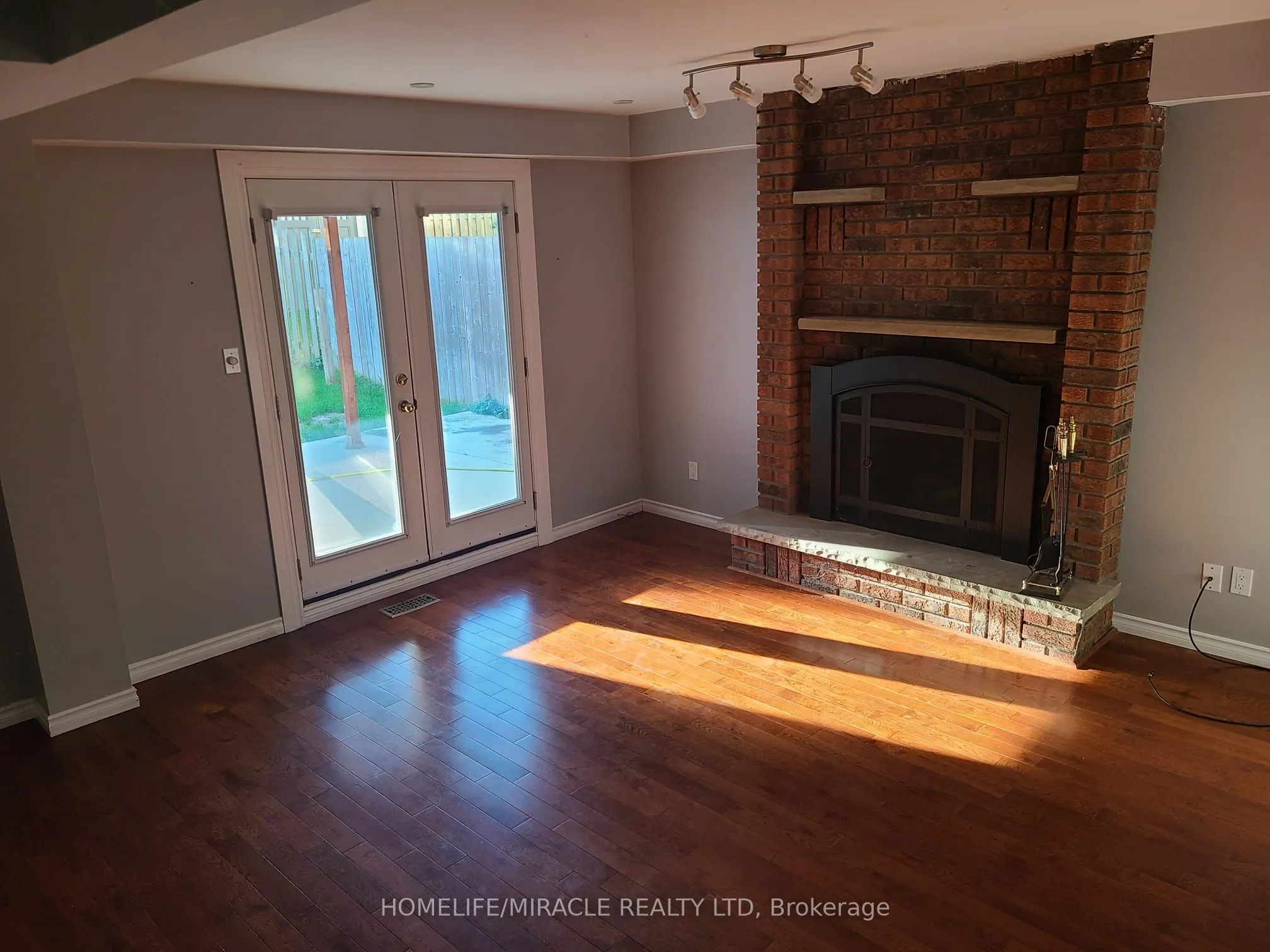 431 Grange Court
