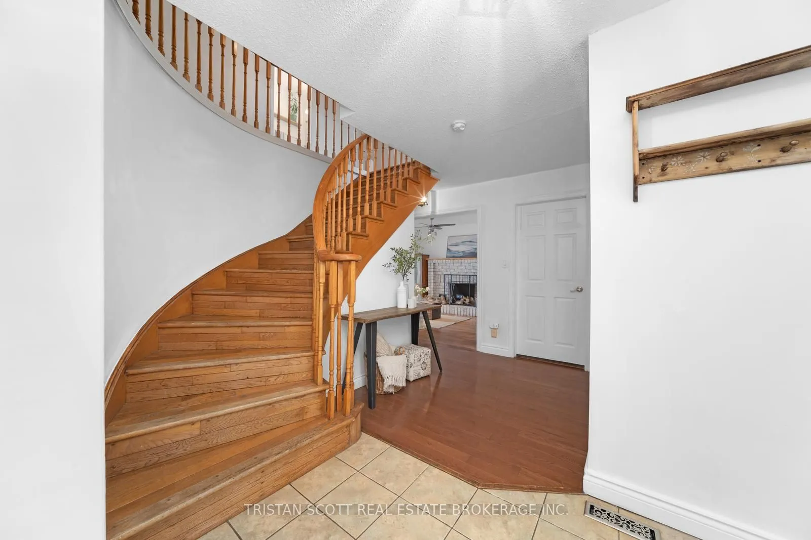 27 Ingleborough Drive