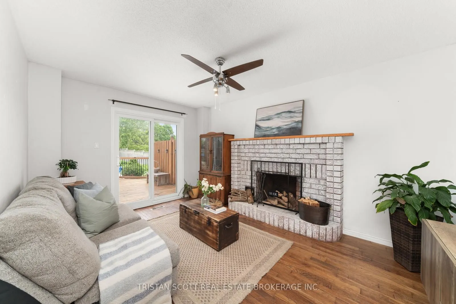 27 Ingleborough Drive