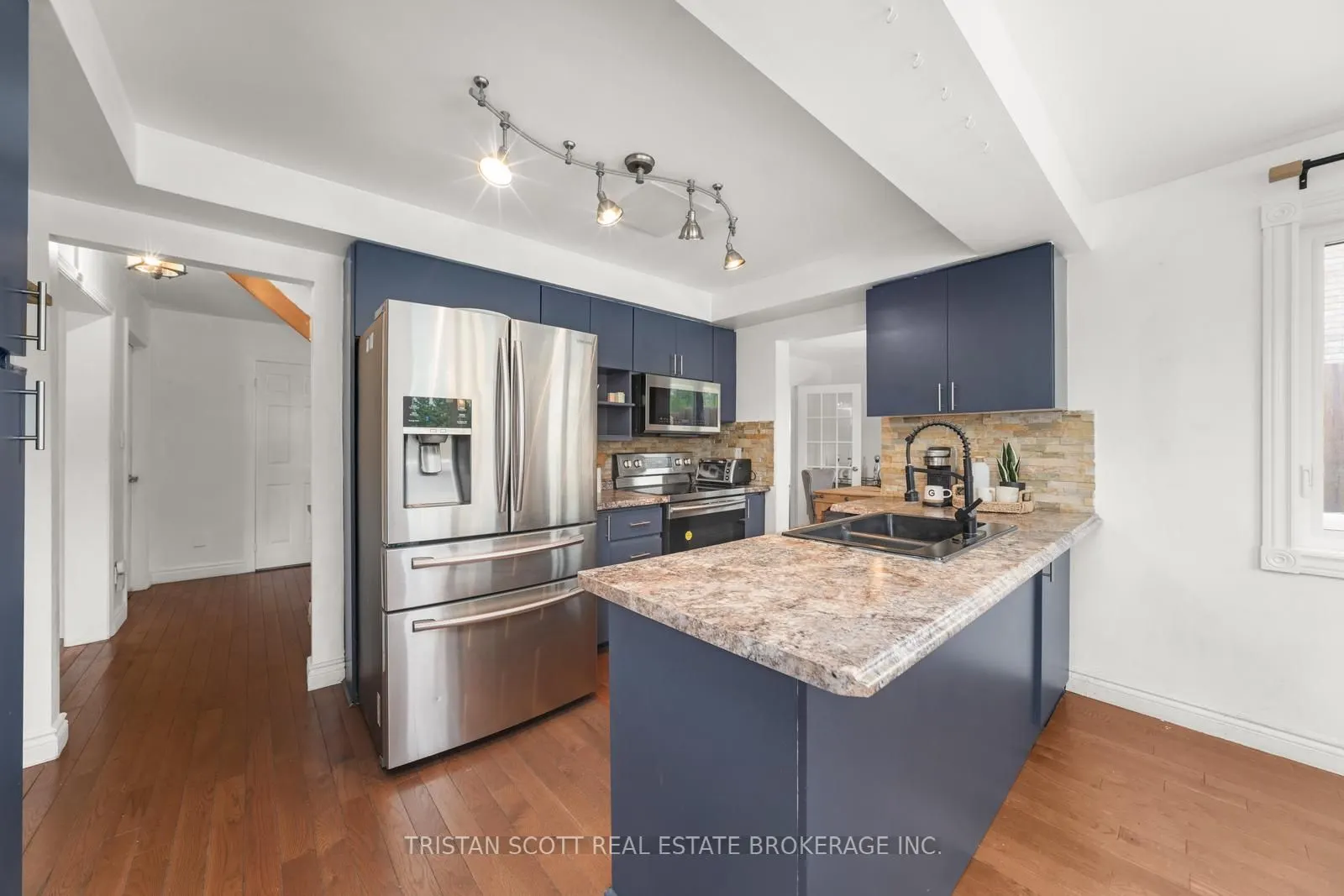 27 Ingleborough Drive