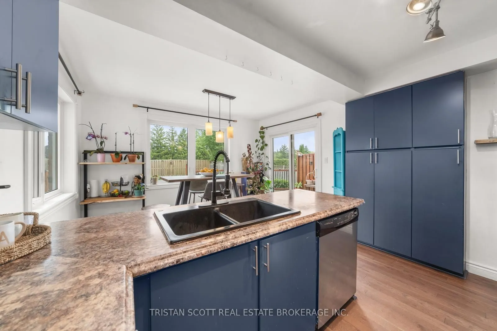 27 Ingleborough Drive