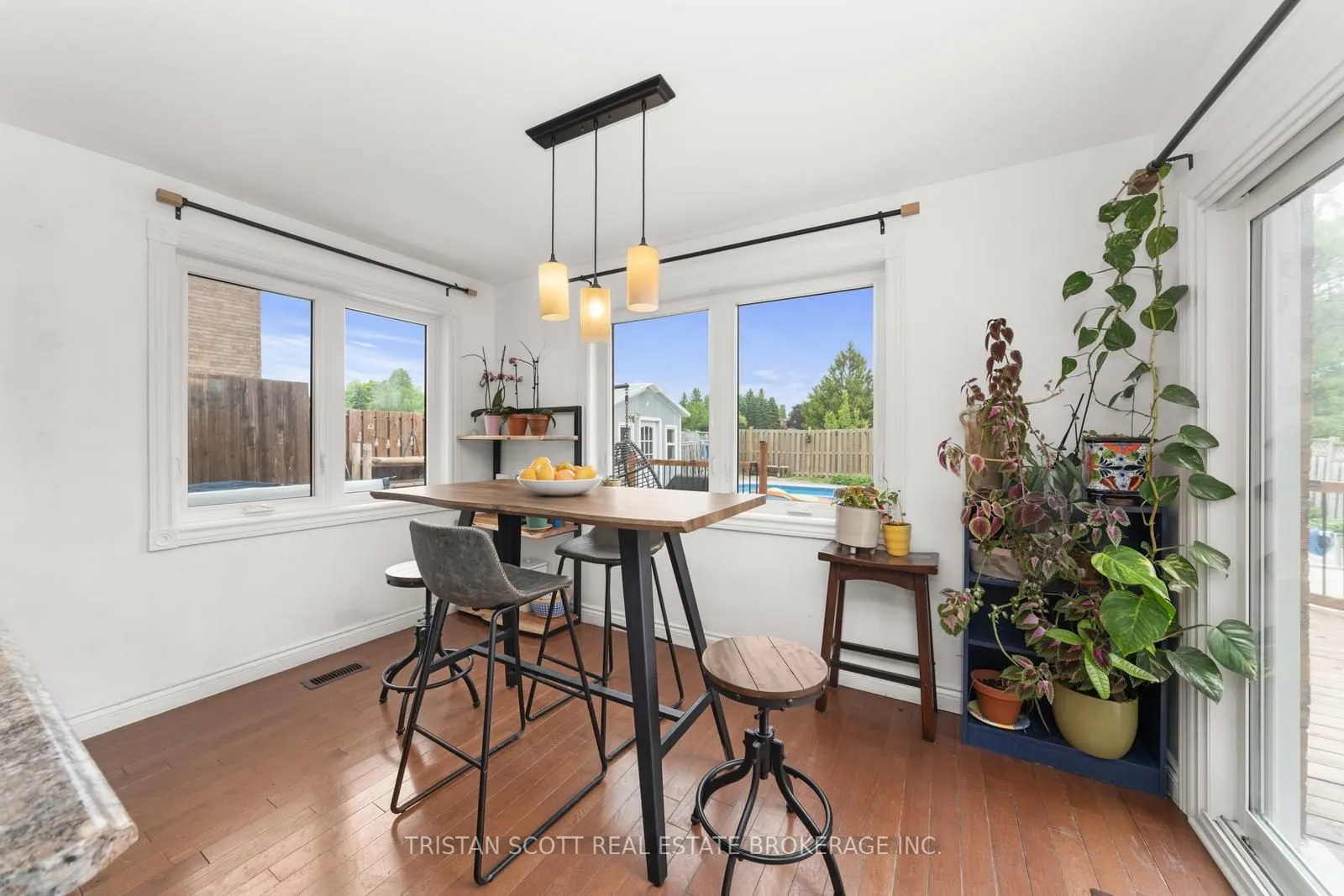 27 Ingleborough Drive
