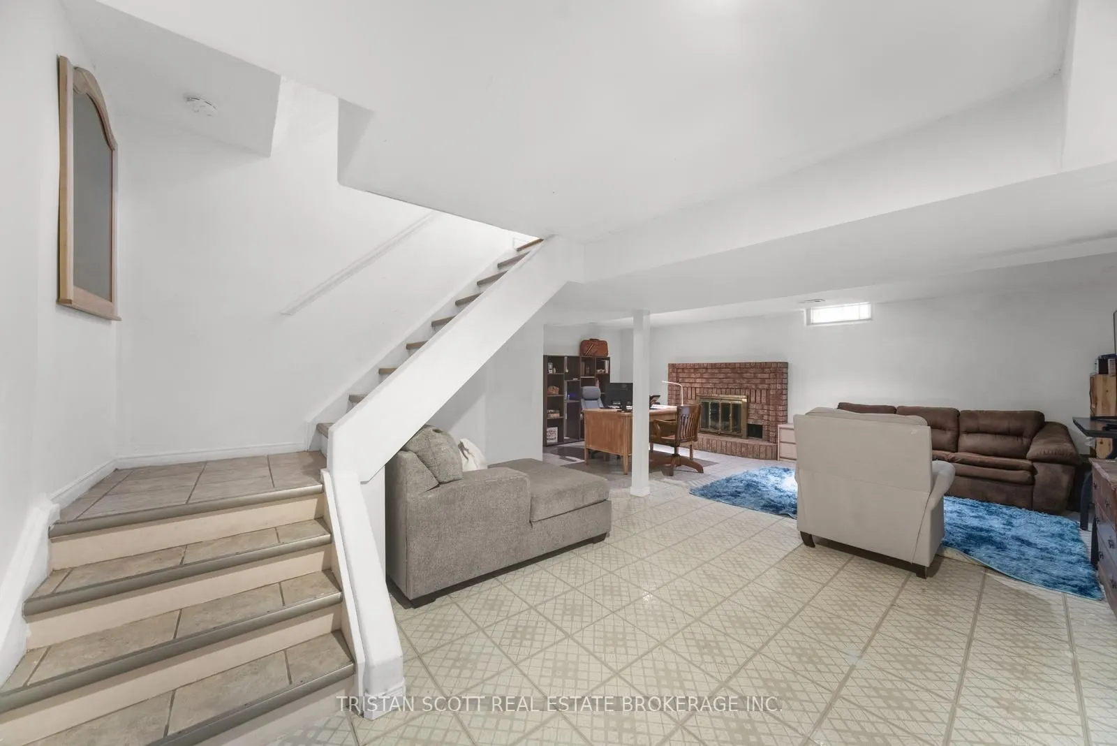 27 Ingleborough Drive