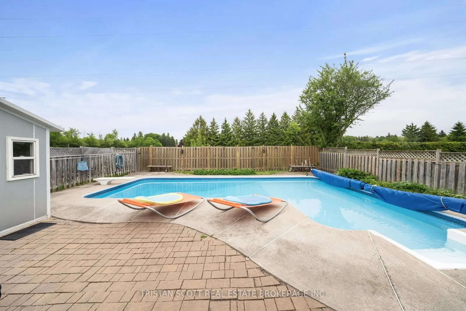 27 Ingleborough Drive