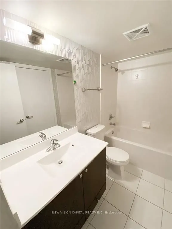 151 Village Green Square, #508