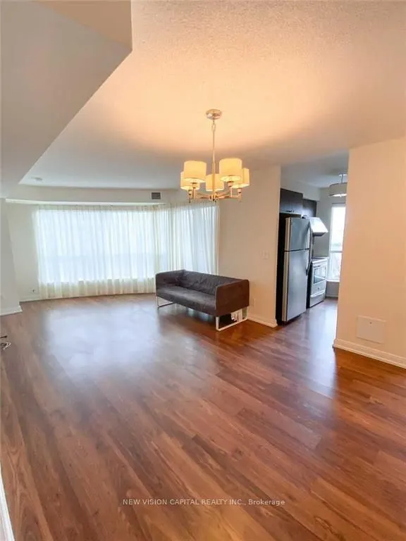 151 Village Green Square, #508