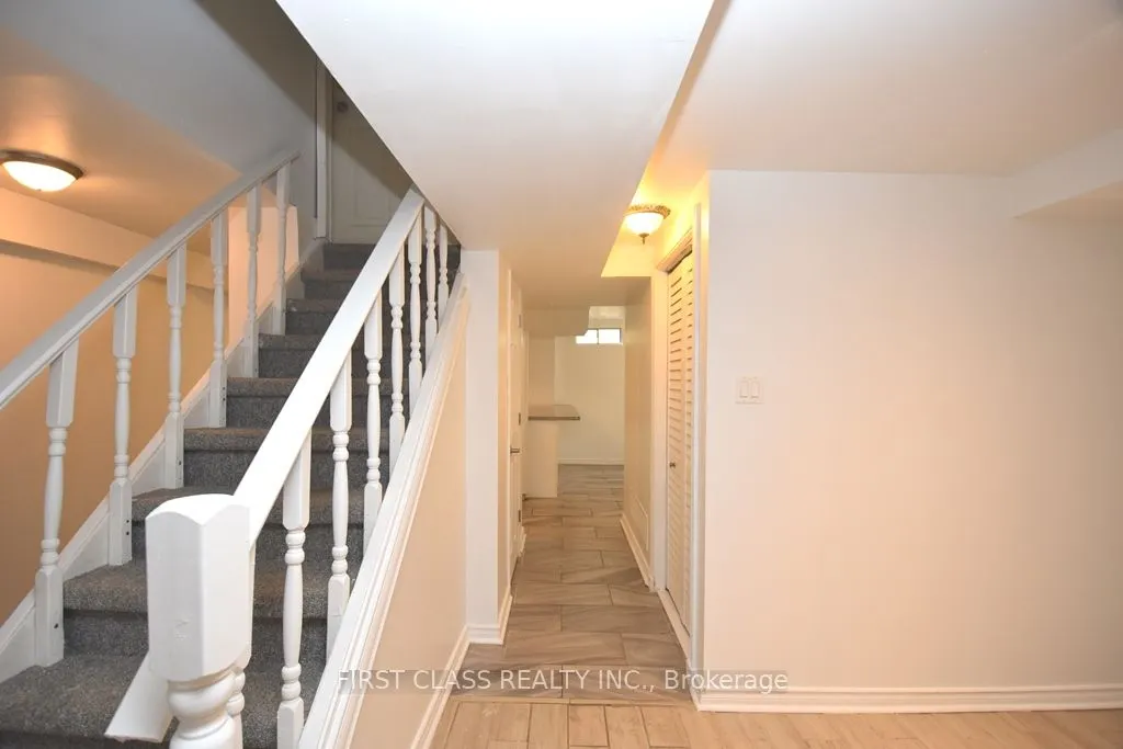 15 Carle Crescent, #bsmt