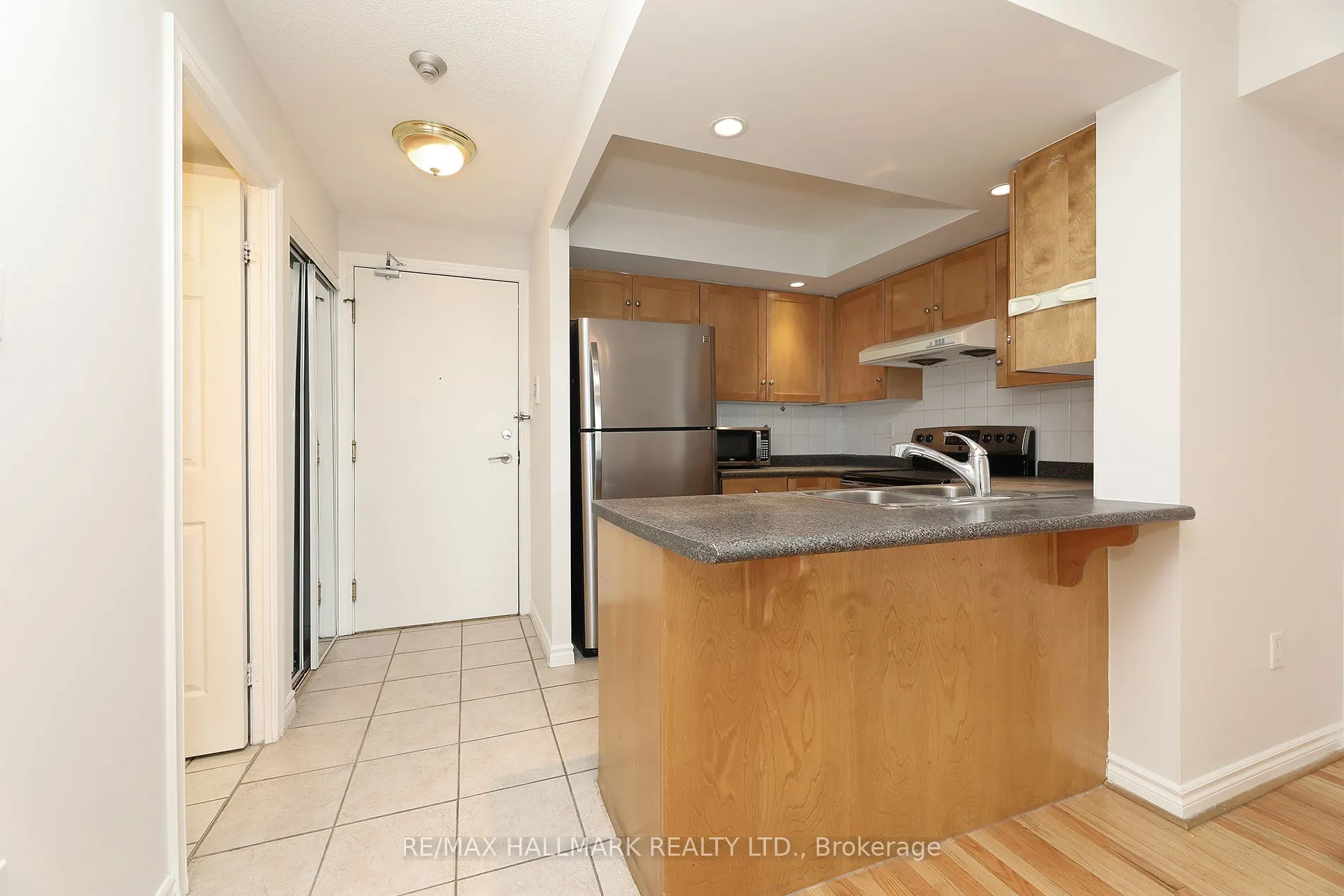 125 Omni Drive, #929