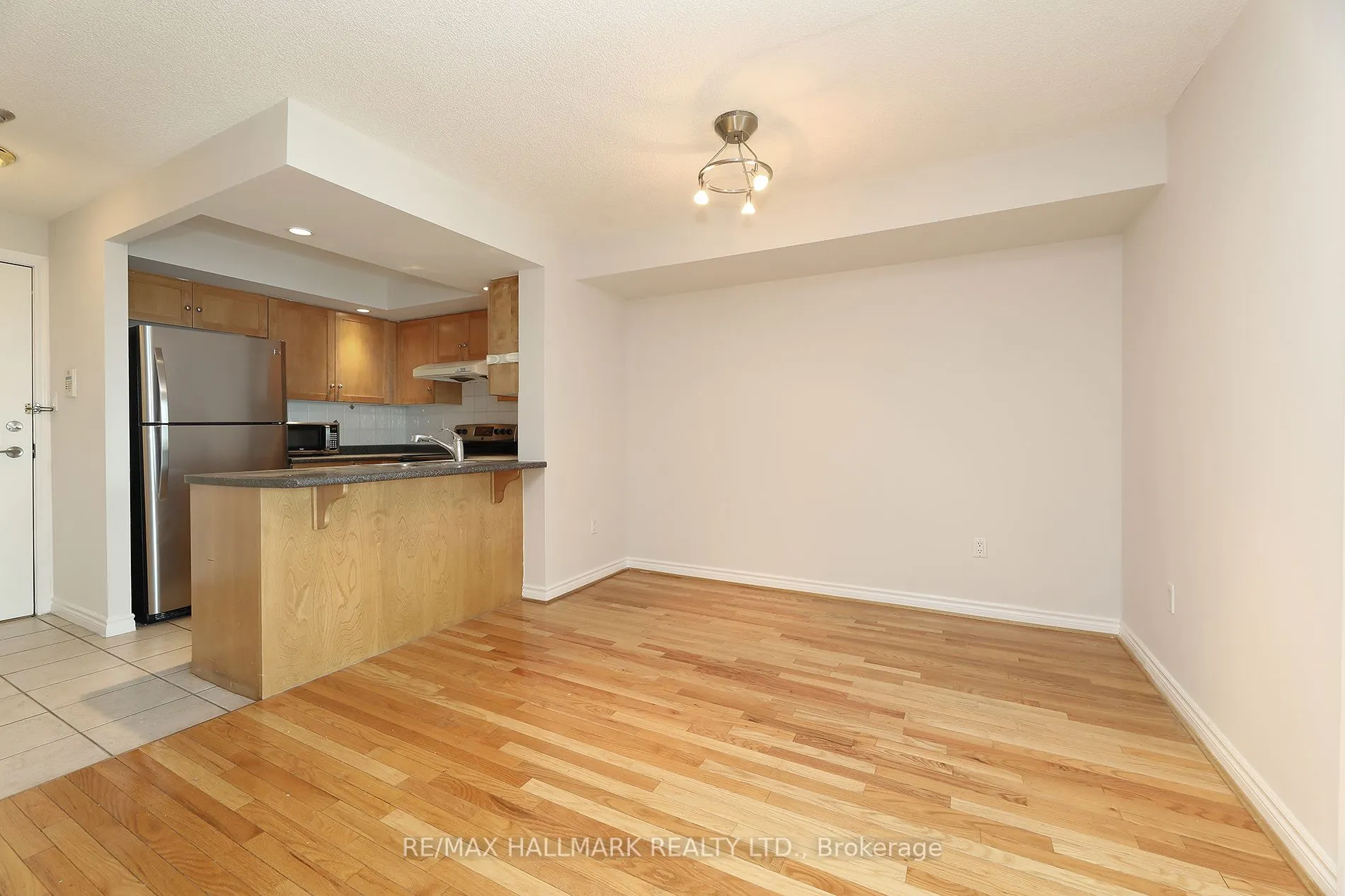 125 Omni Drive, #929