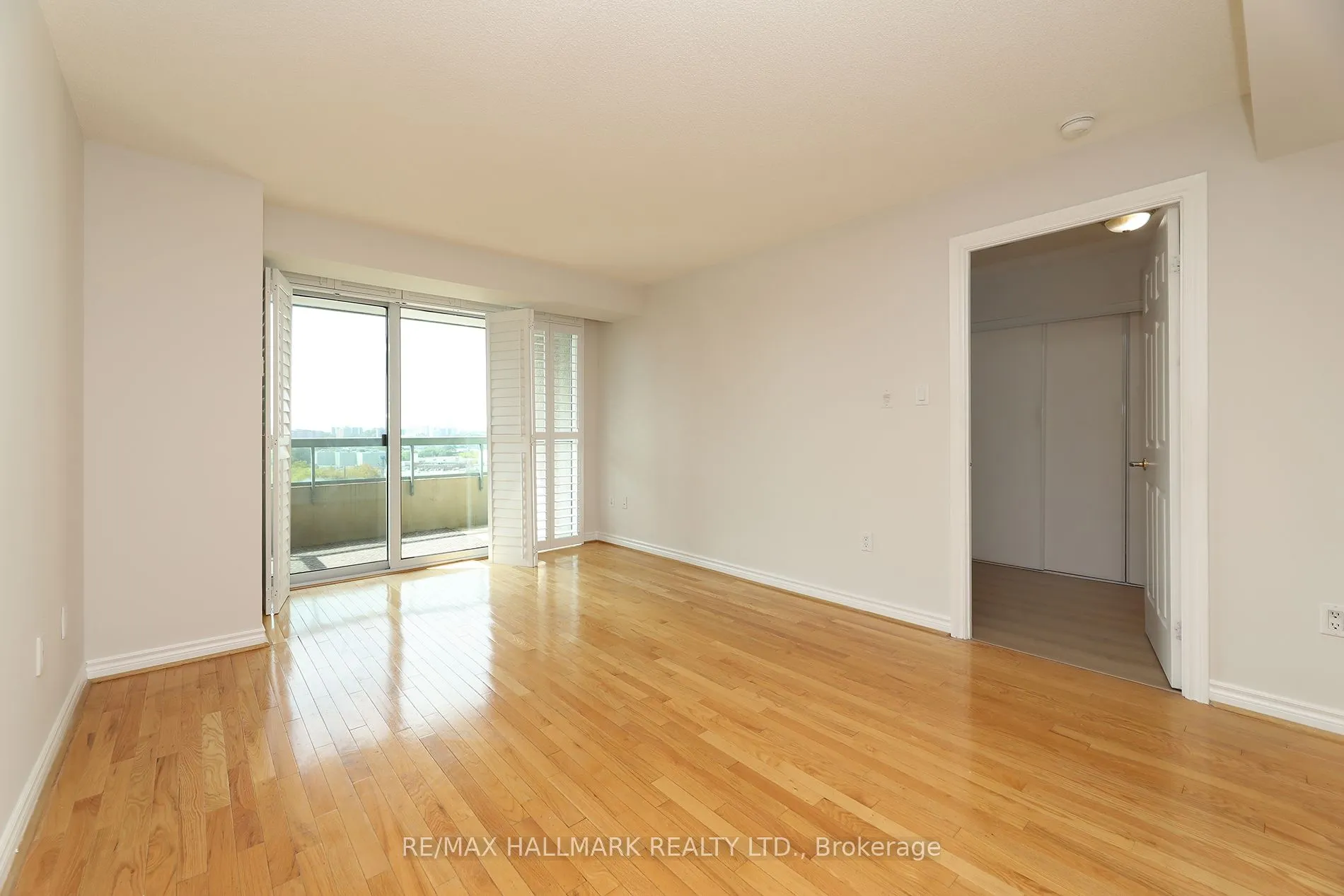 125 Omni Drive, #929