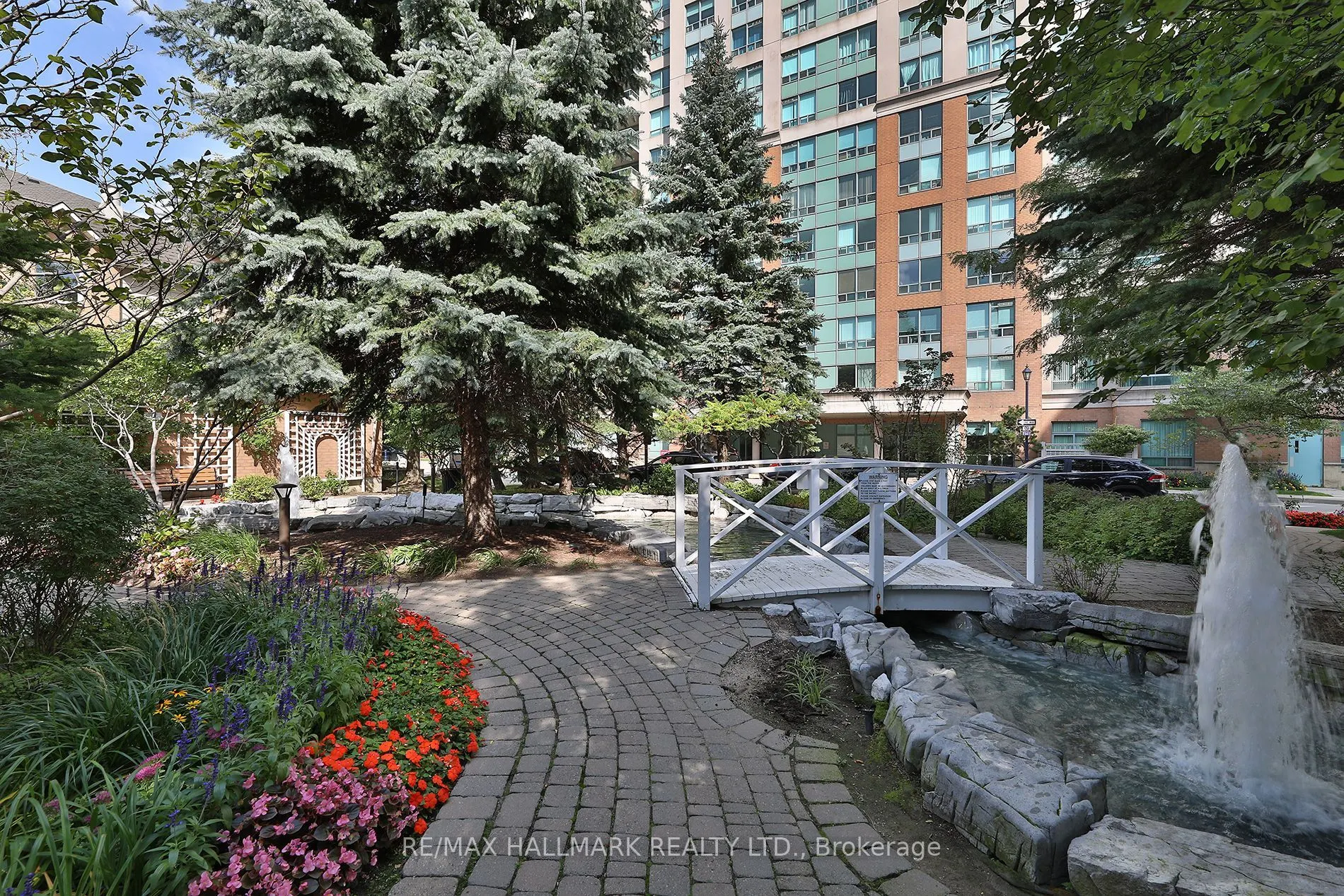 125 Omni Drive, #929