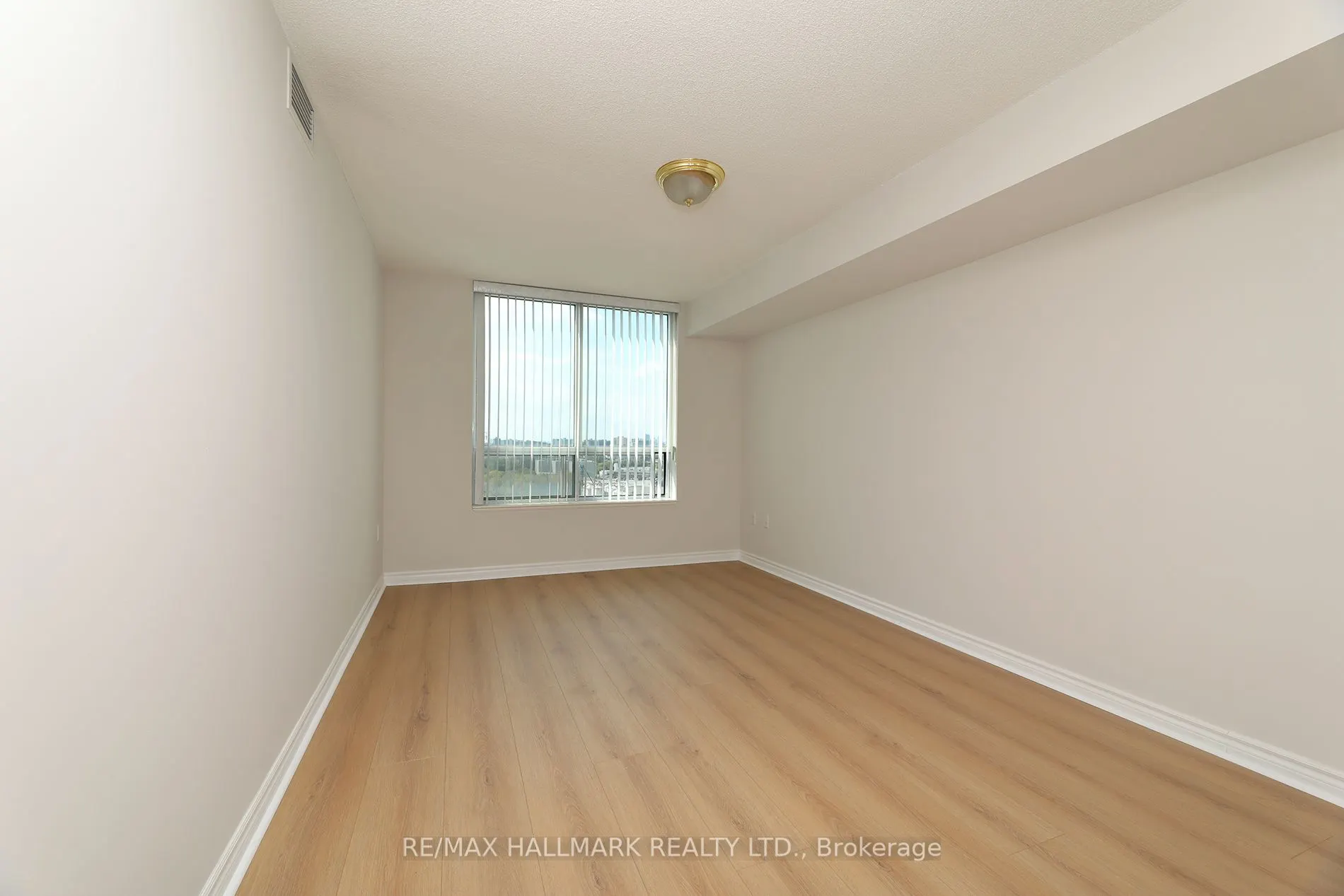 125 Omni Drive, #929