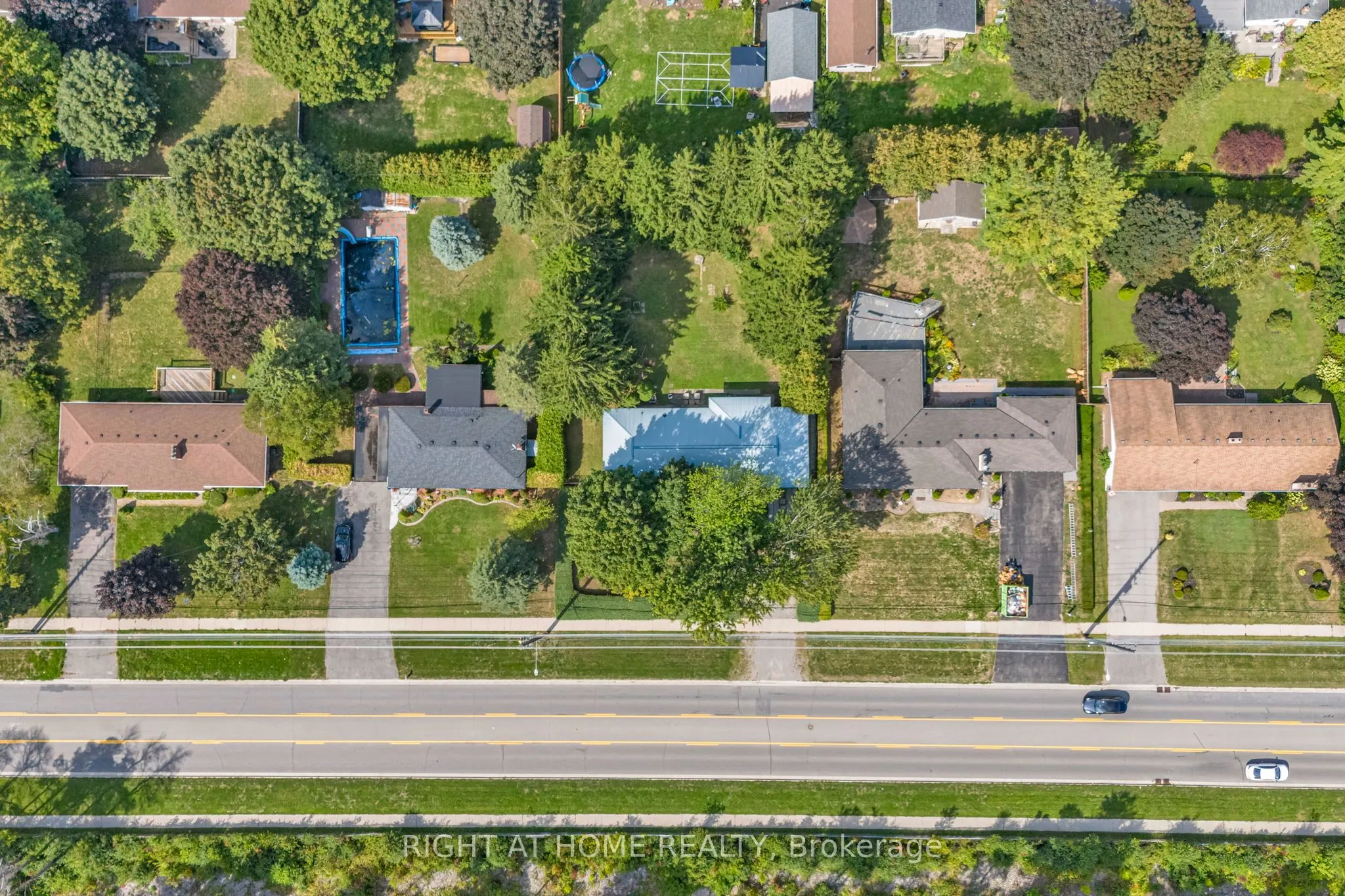 356 Conlin Road E