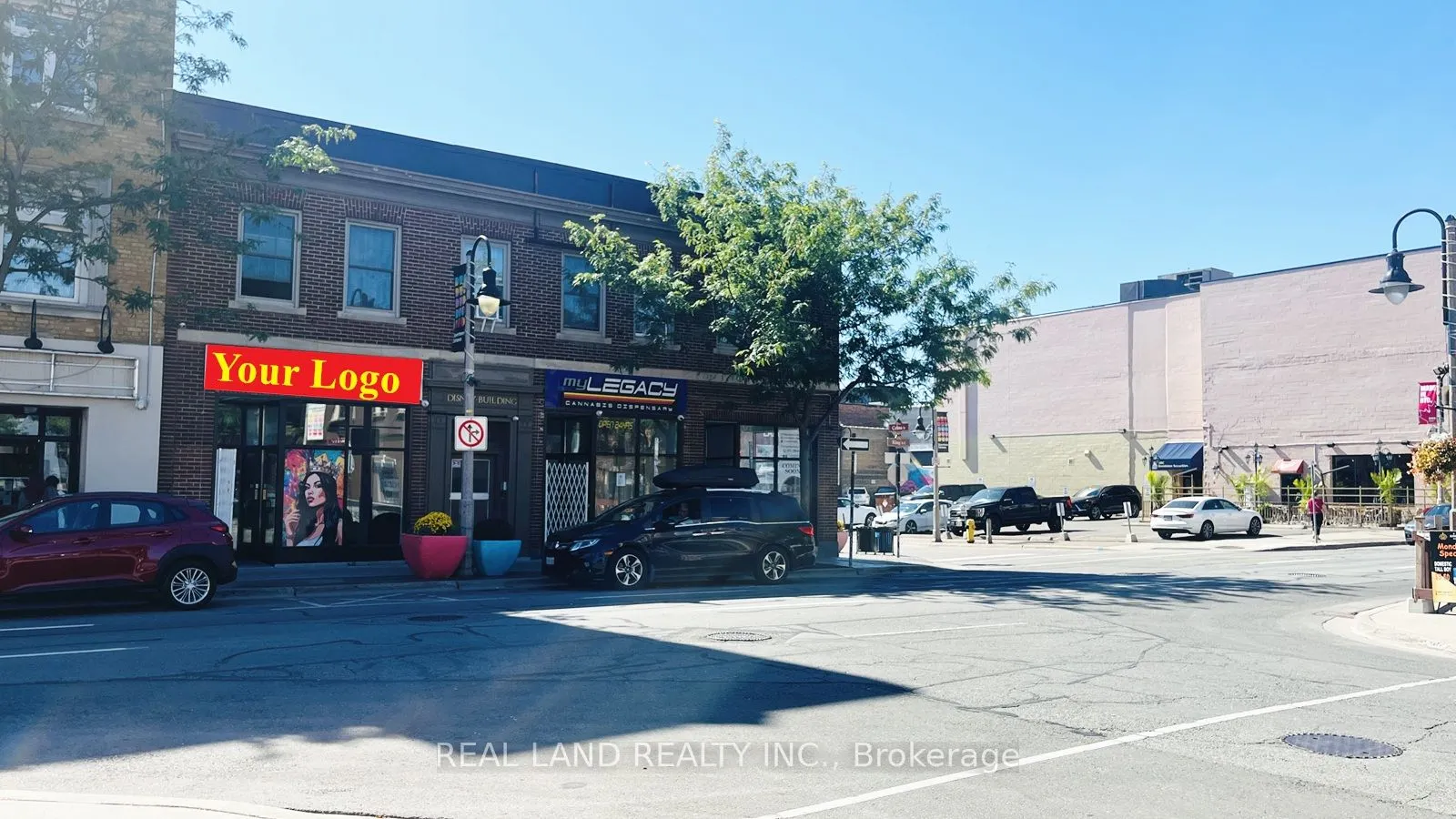 33 King Street E
