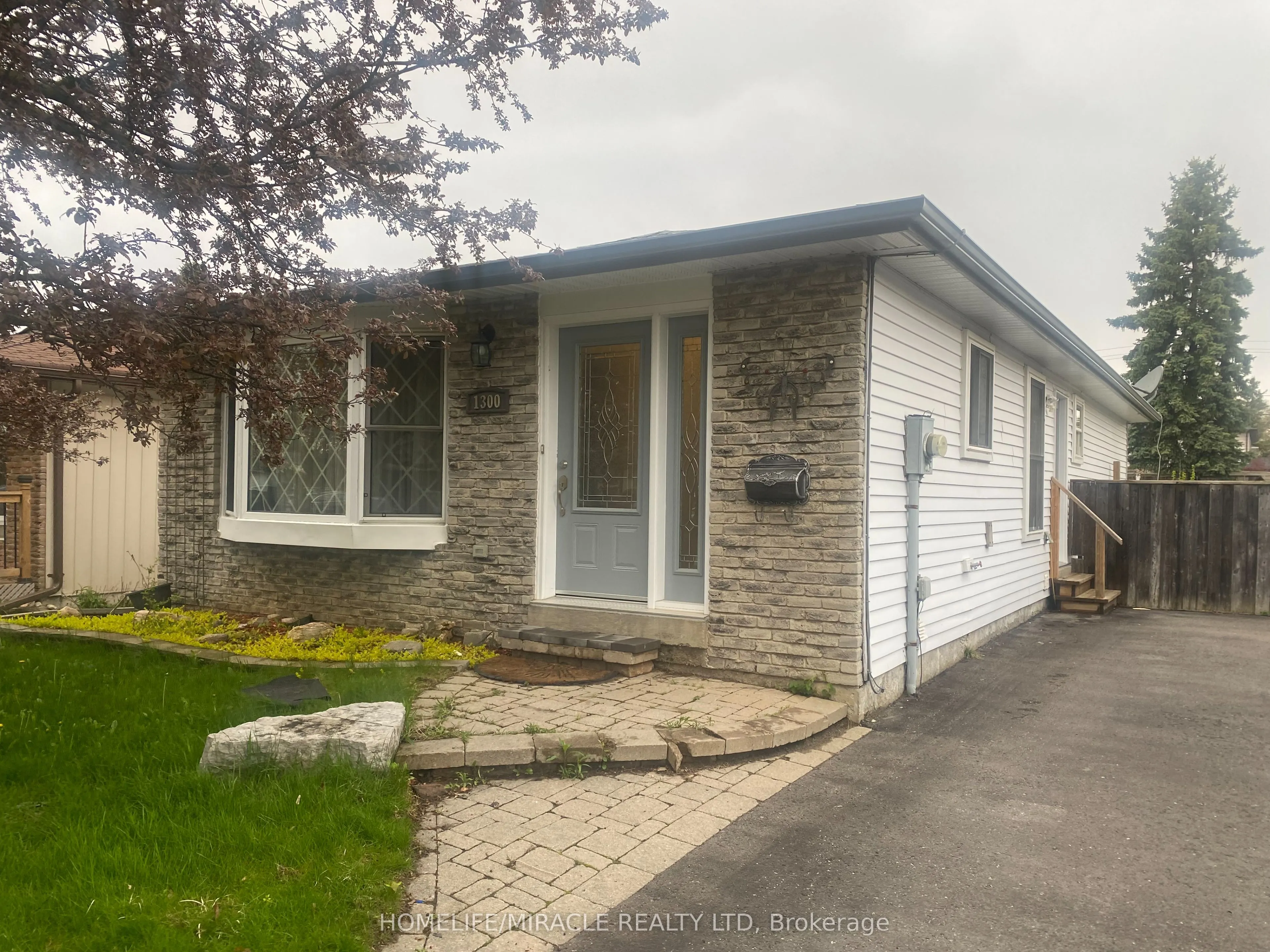 1300 Belair Crescent