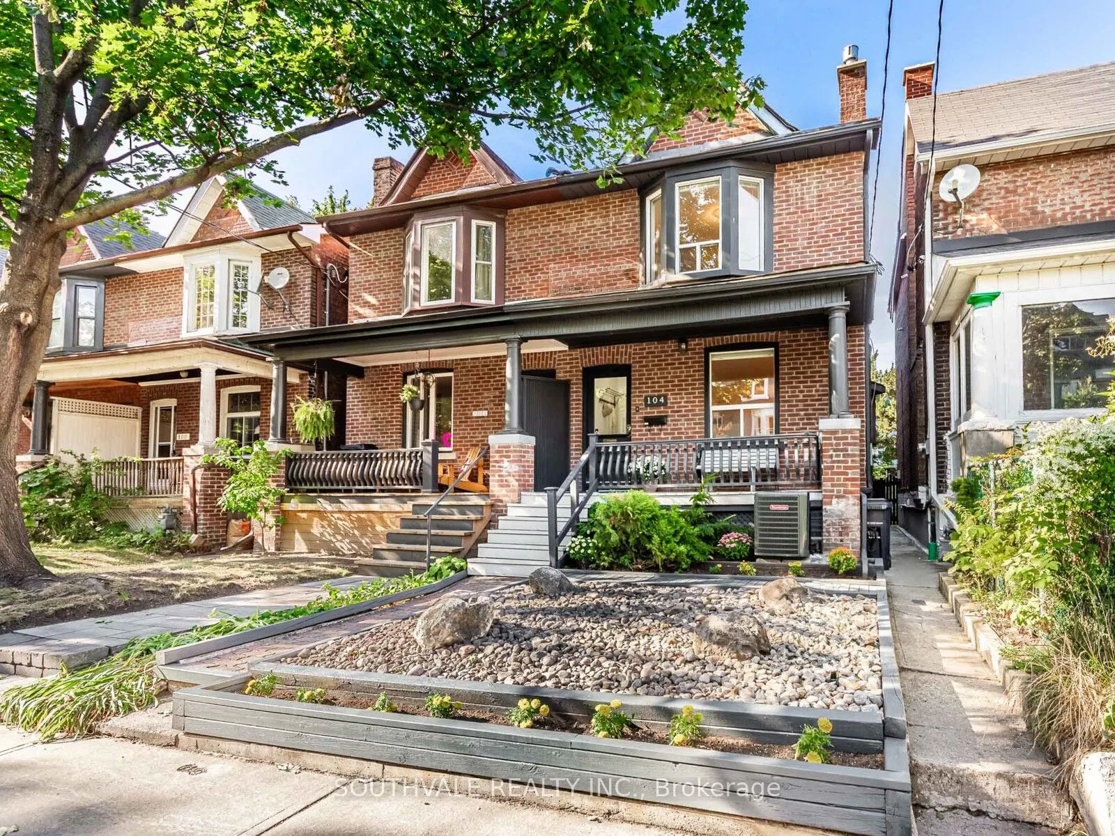 104 Dearbourne Avenue