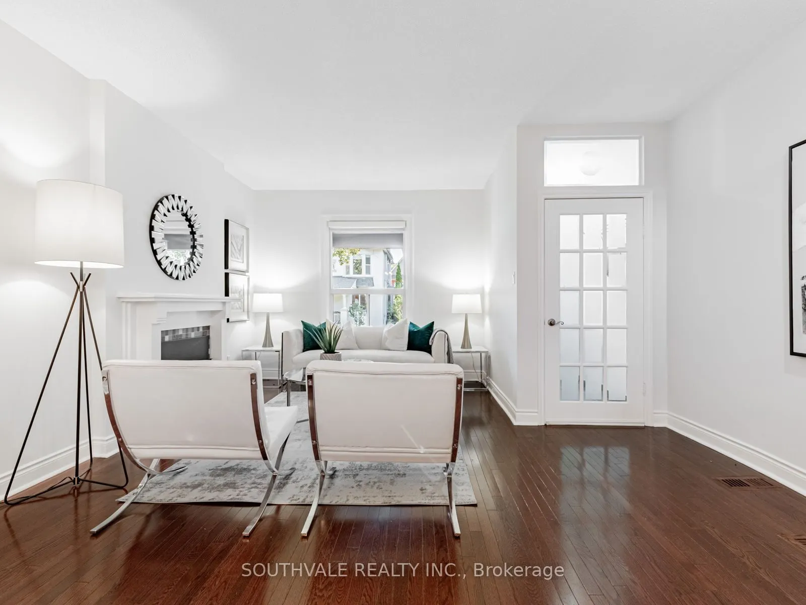 104 Dearbourne Avenue