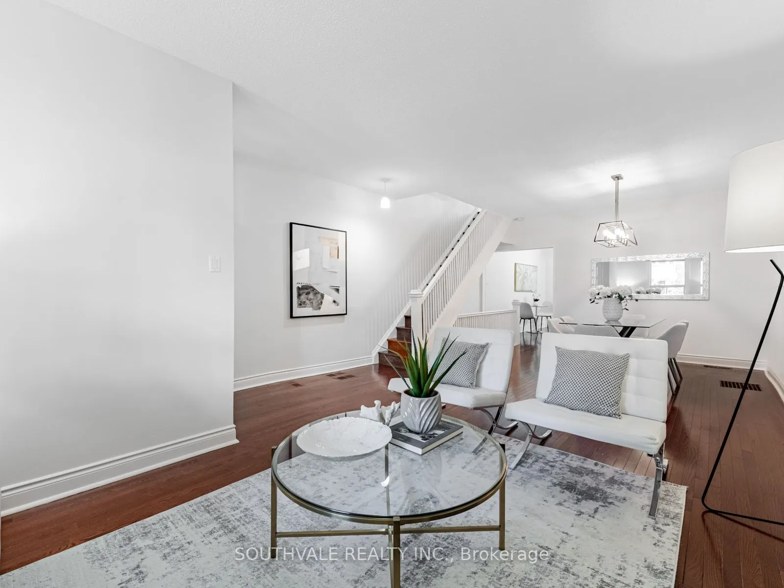 104 Dearbourne Avenue