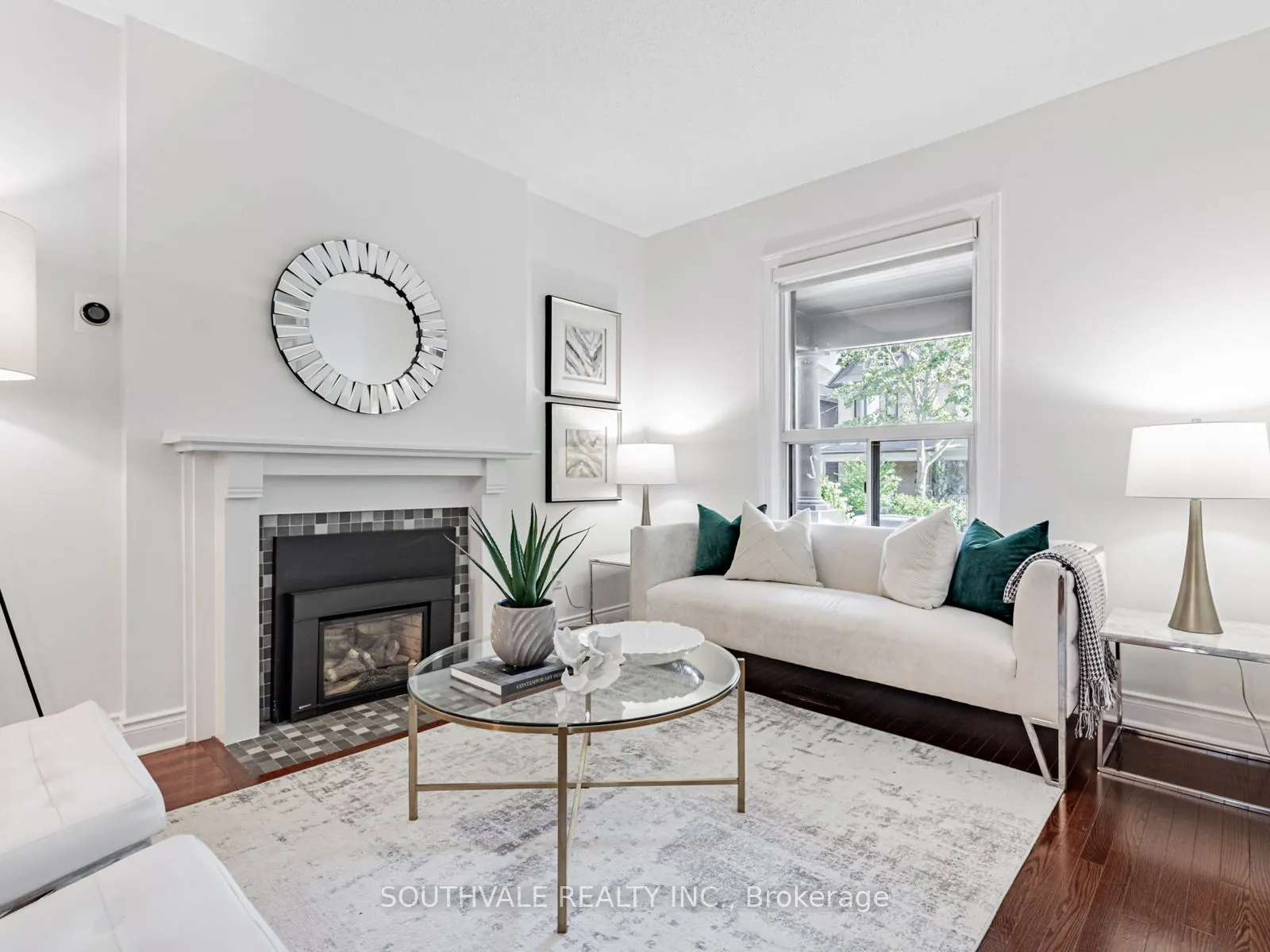 104 Dearbourne Avenue