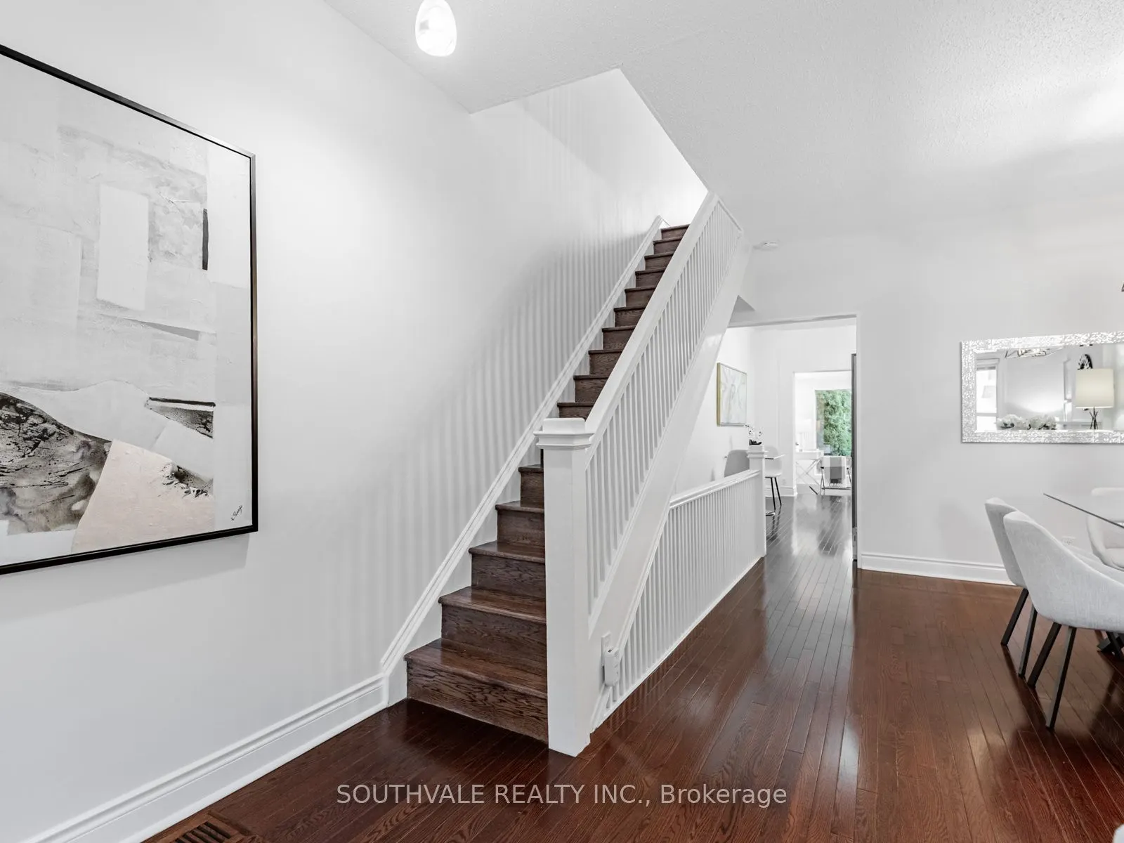 104 Dearbourne Avenue