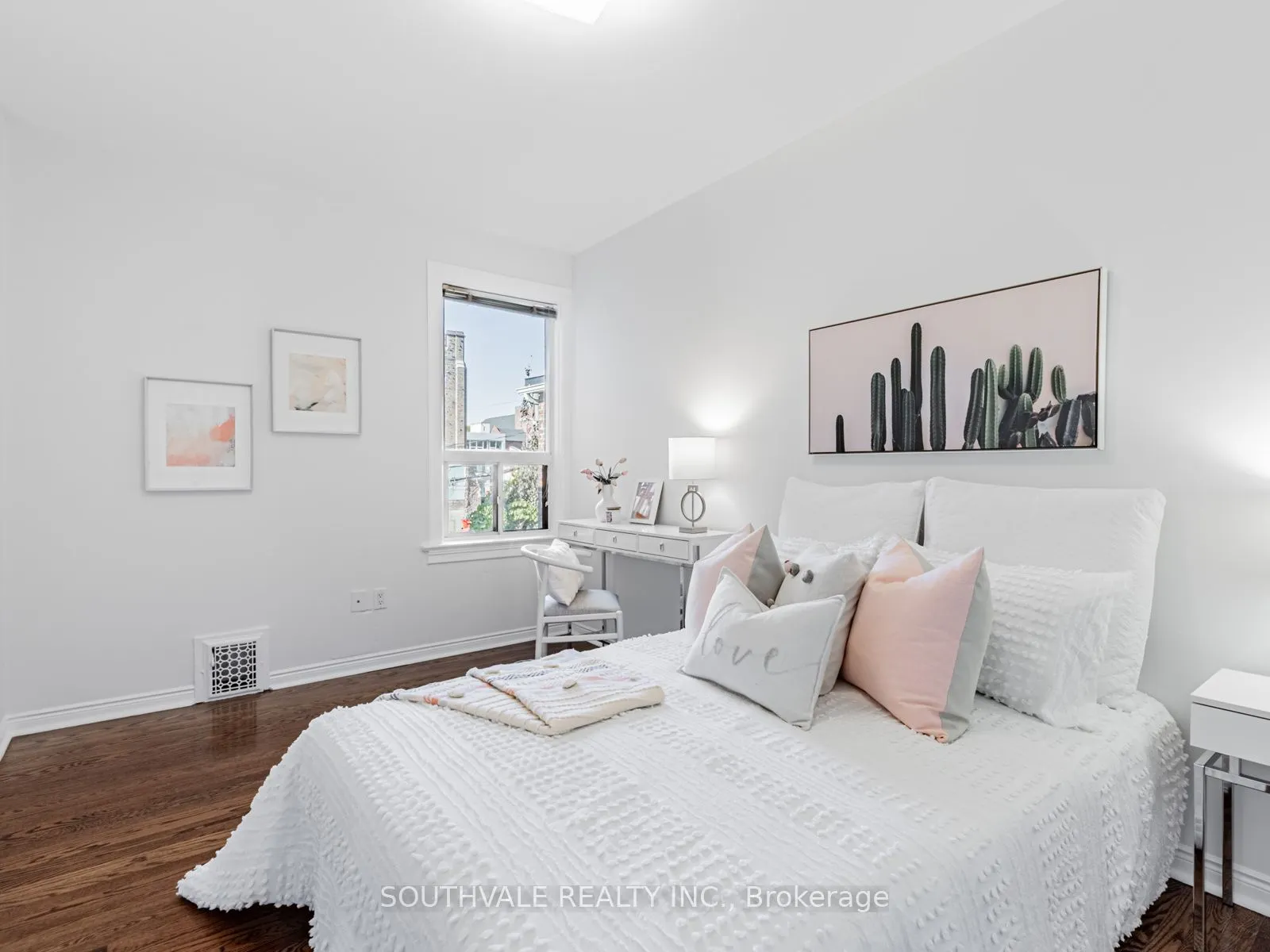 104 Dearbourne Avenue