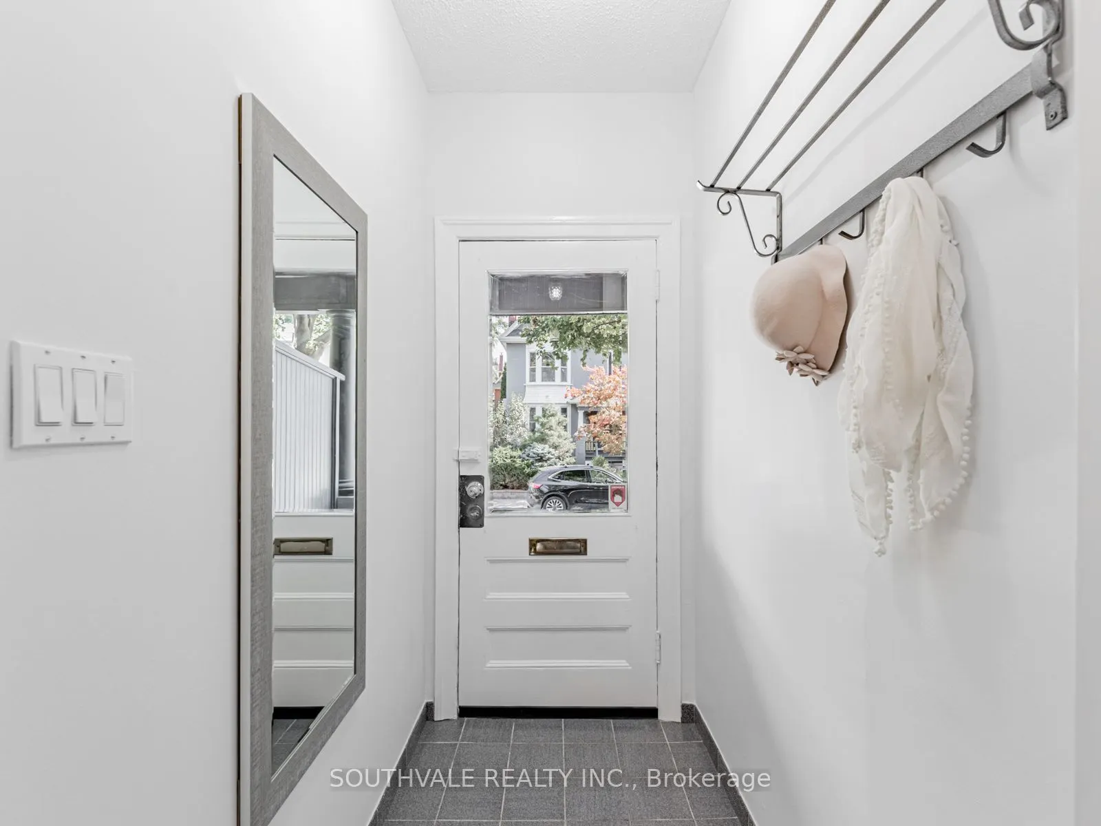 104 Dearbourne Avenue