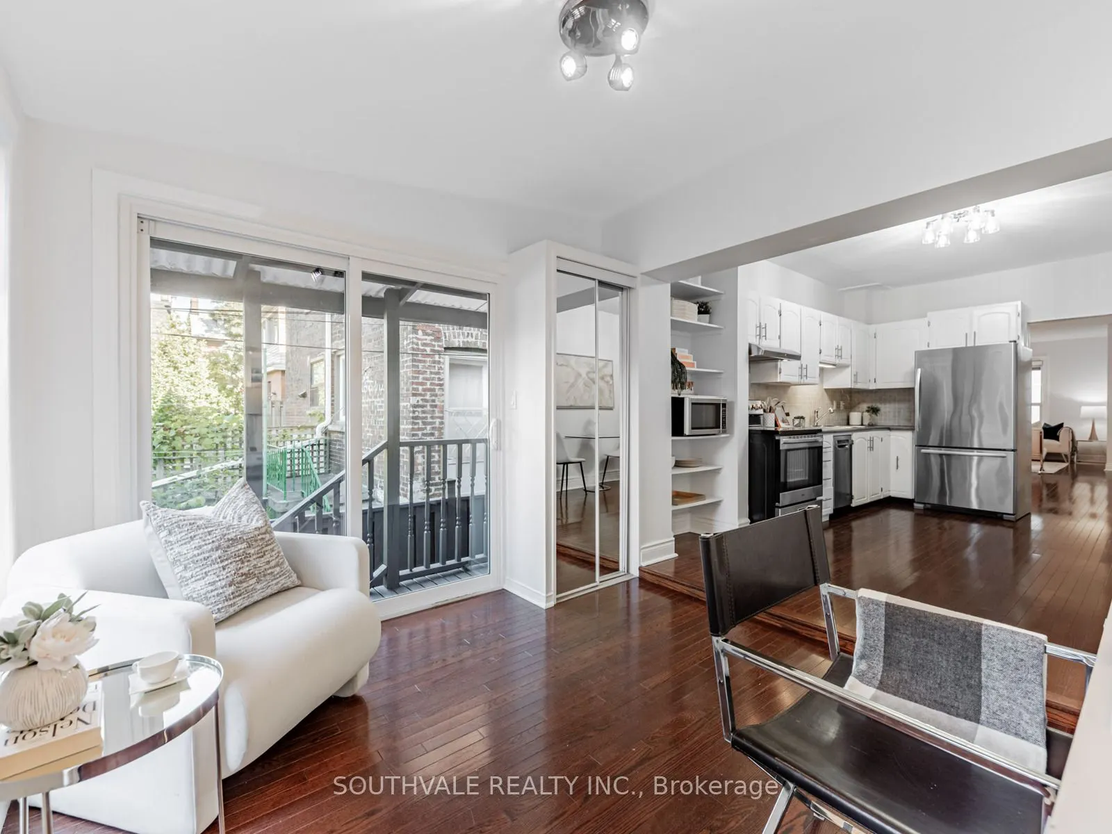 104 Dearbourne Avenue