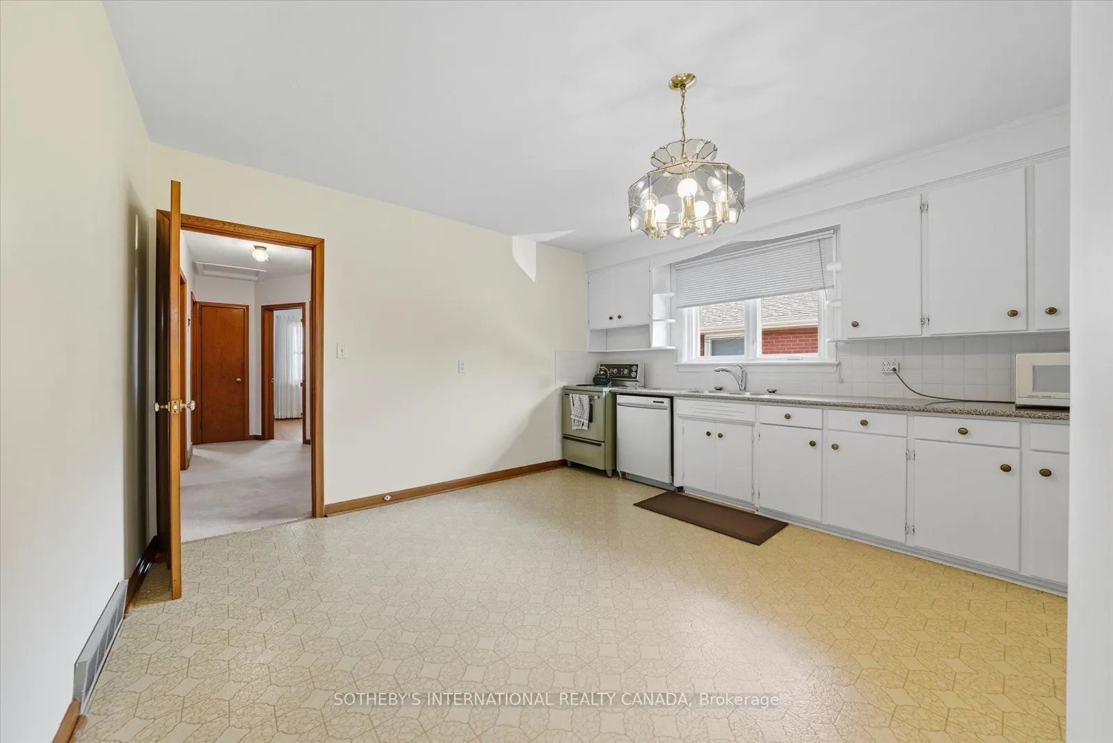 179 Cromwell Avenue
