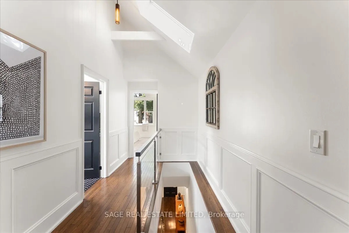 93 Woodrow Avenue